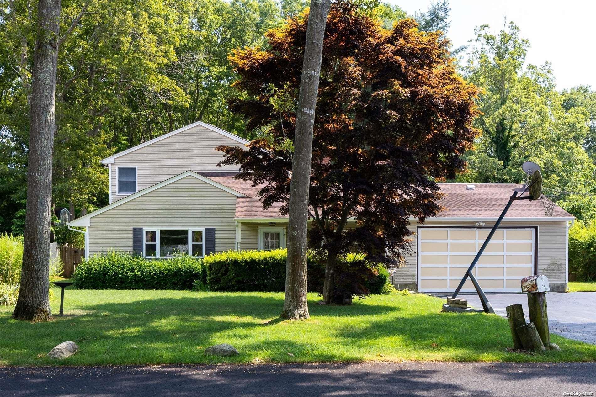 Single Family Stratler  Suffolk County, NY 11967, MLS-L3588014-21