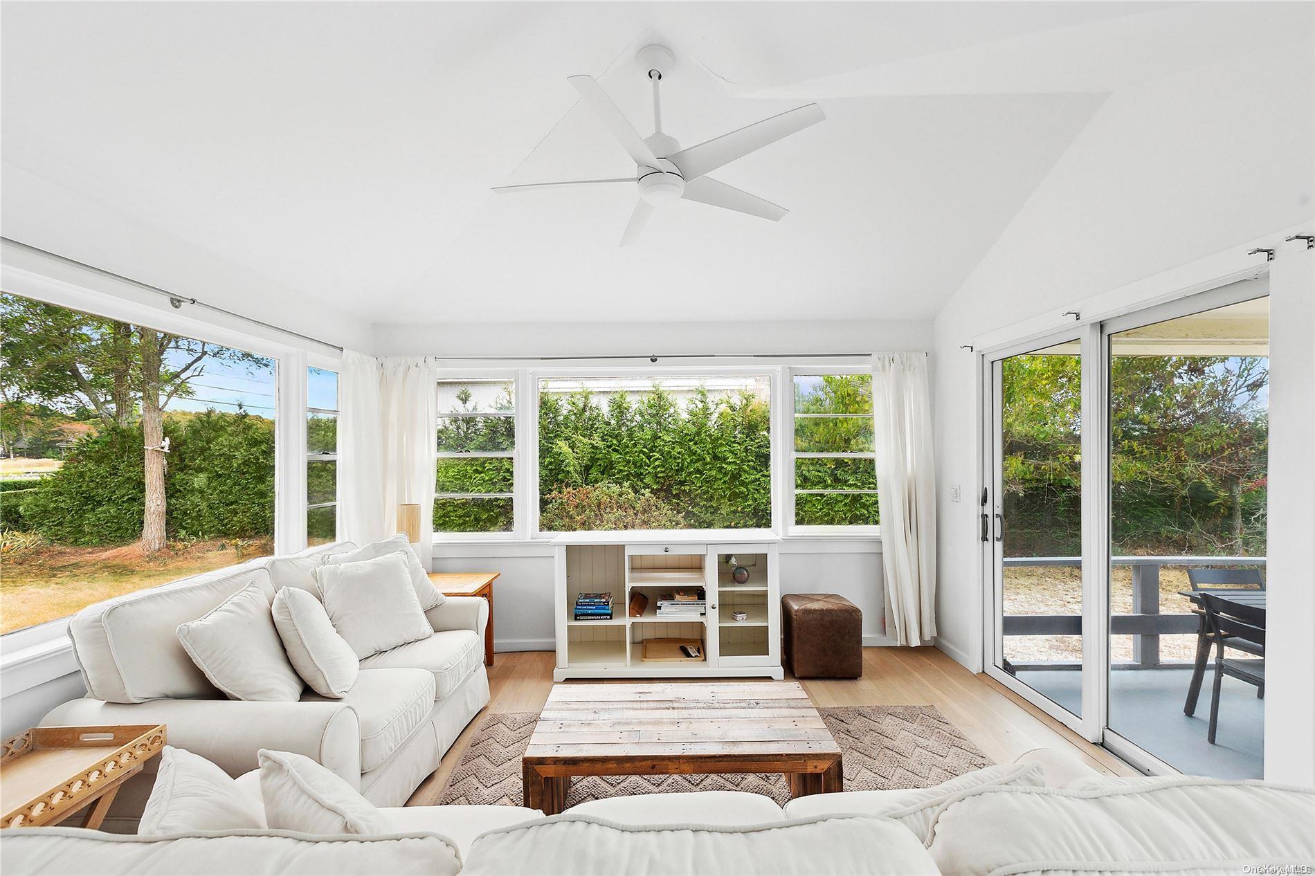 Single Family Shore  Suffolk County, NY 11968, MLS-L3588122-10