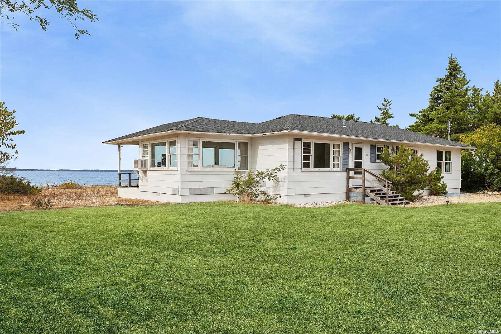 Single Family Shore  Suffolk County, NY 11968, MLS-L3588122-4