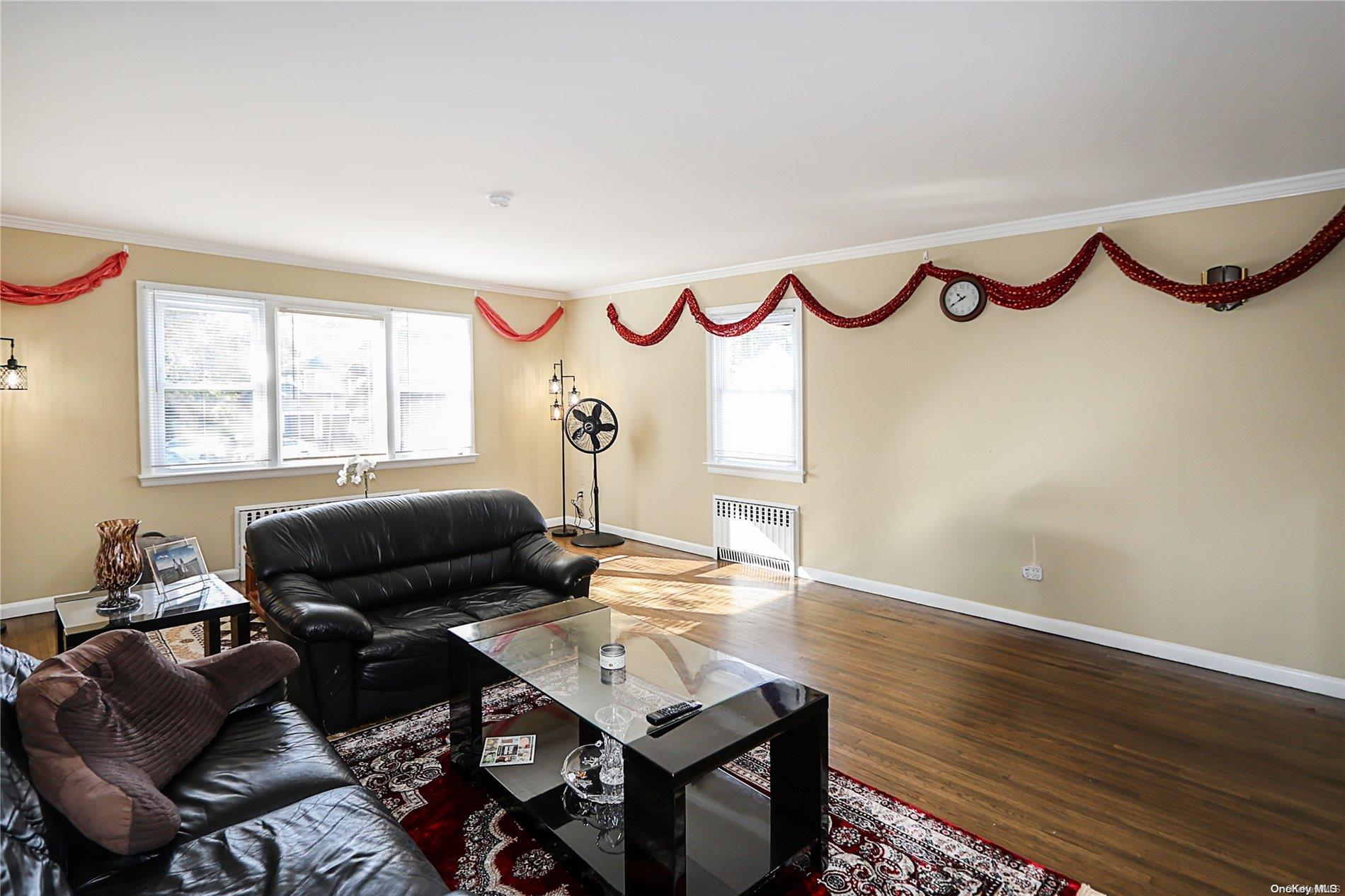 Single Family Titus  Nassau County, NY 11542, MLS-L3588151-12