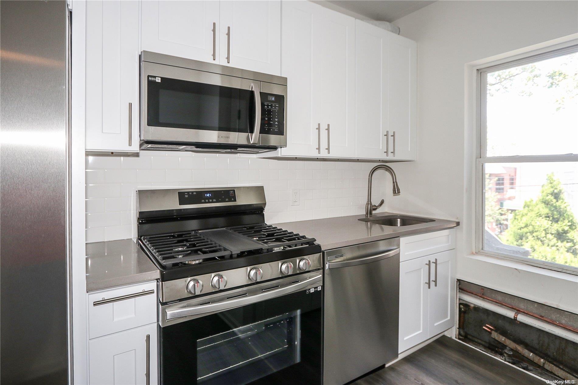 Single Family 32nd  Queens, NY 11370, MLS-L3588180-25