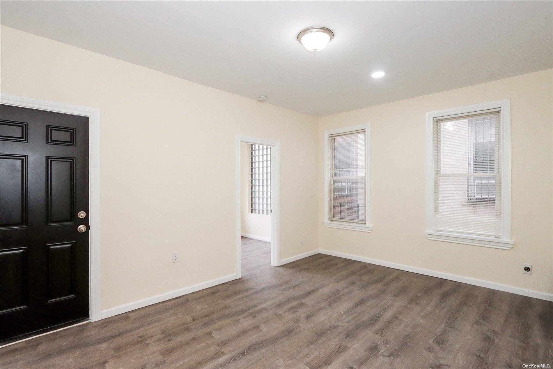 Single Family 32nd  Queens, NY 11370, MLS-L3588180-4