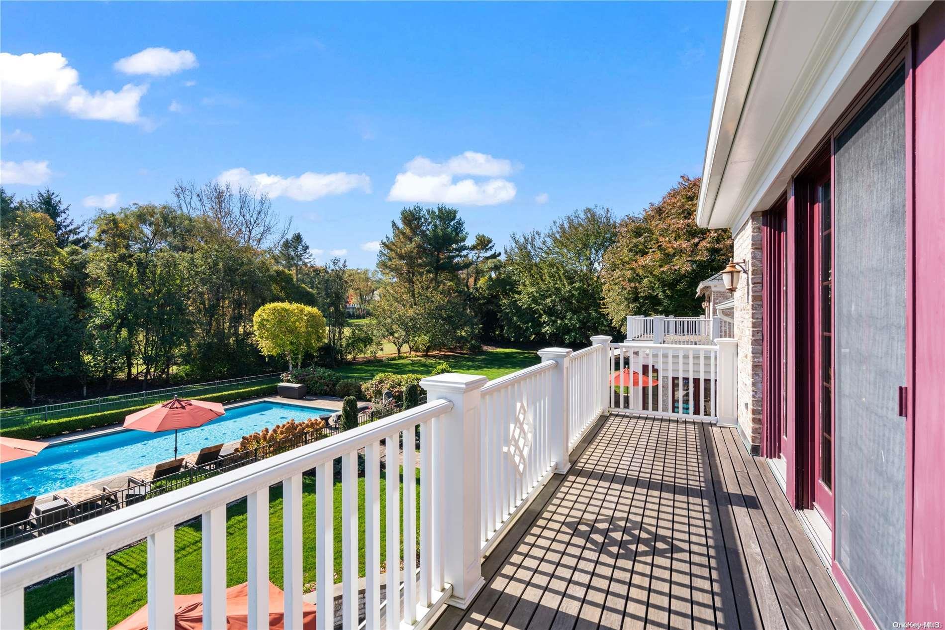 Single Family Ridge  Nassau County, NY 11545, MLS-L3588410-17