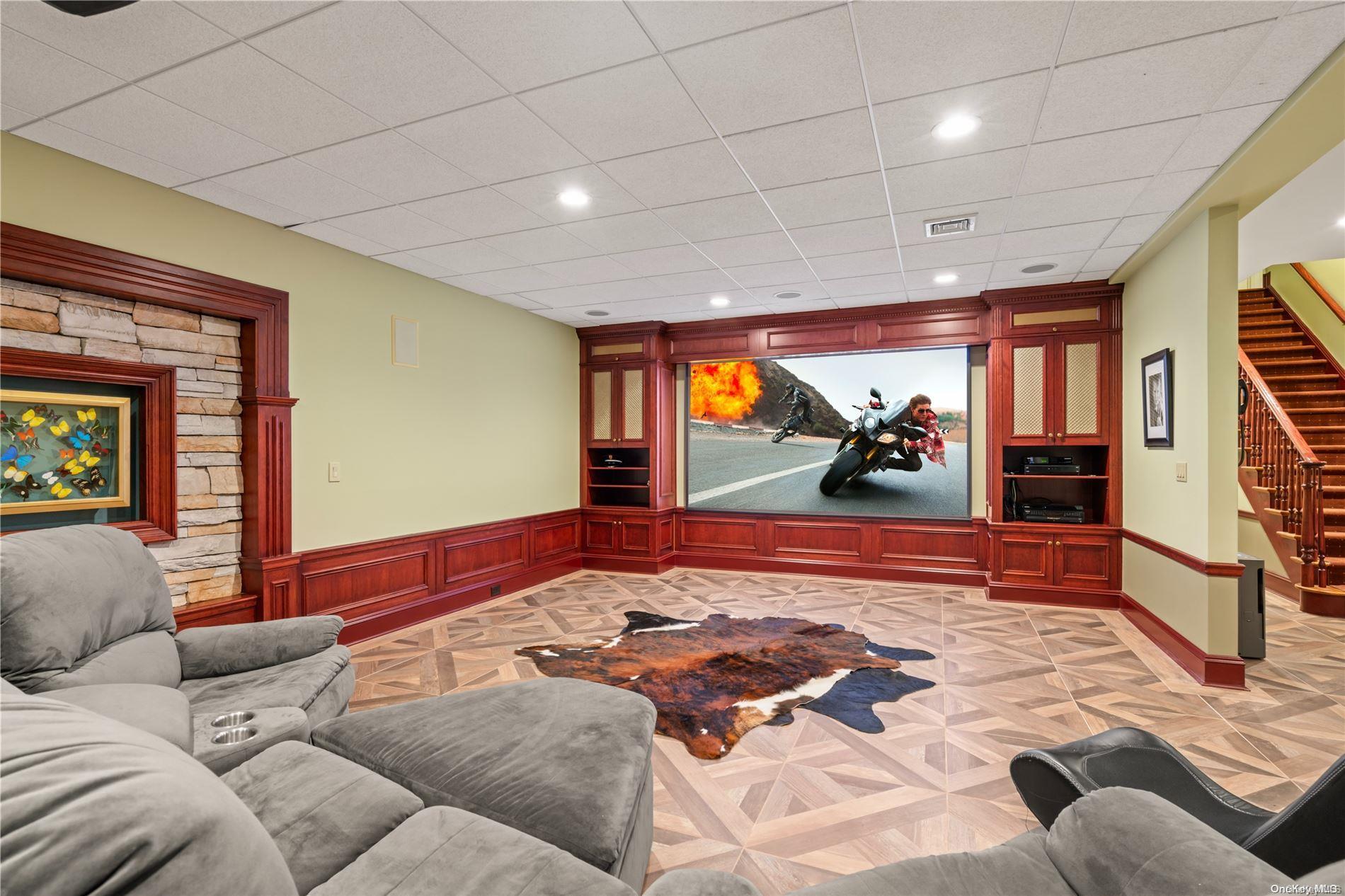 Single Family Ridge  Nassau County, NY 11545, MLS-L3588410-25