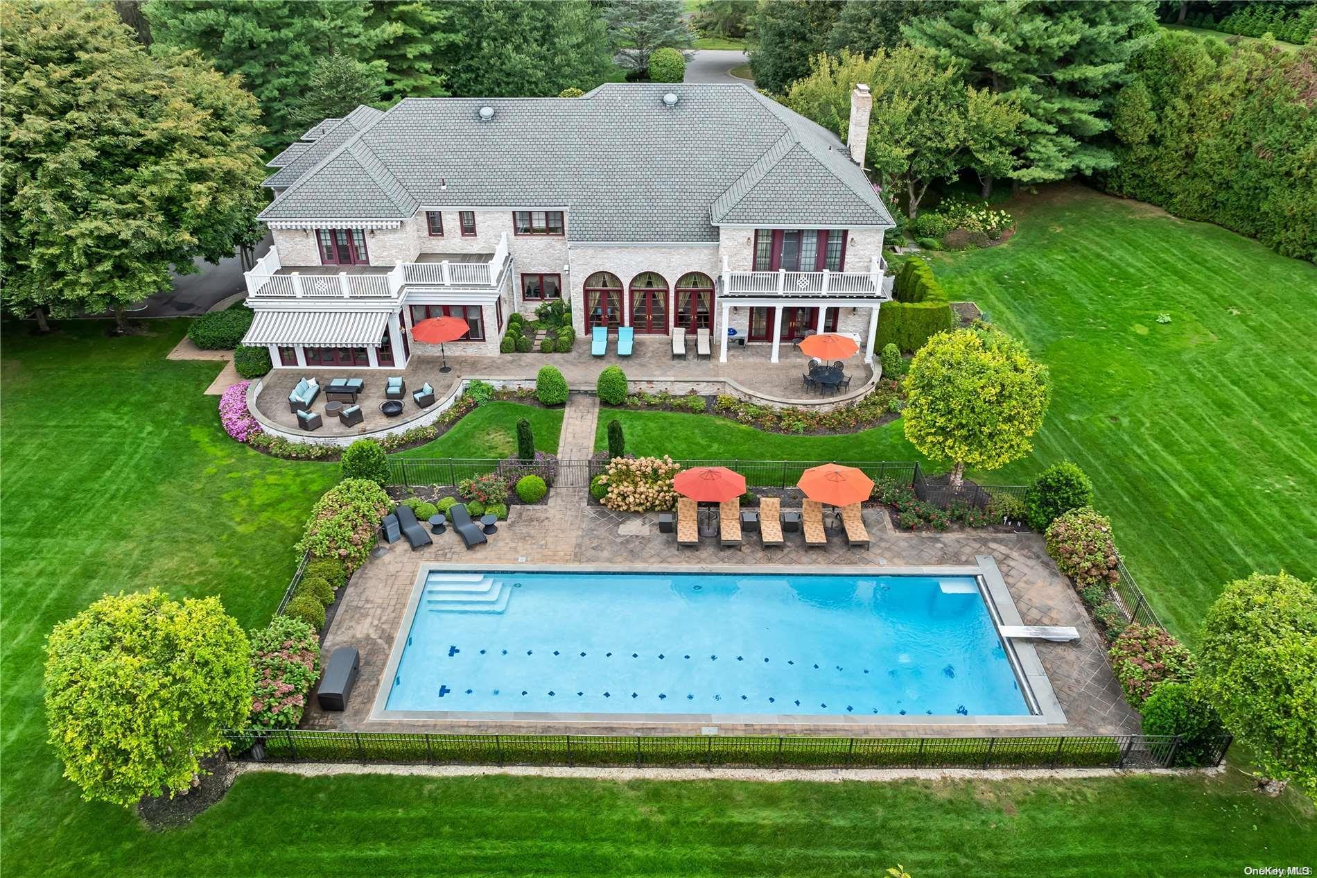 Single Family Ridge  Nassau County, NY 11545, MLS-L3588410-28