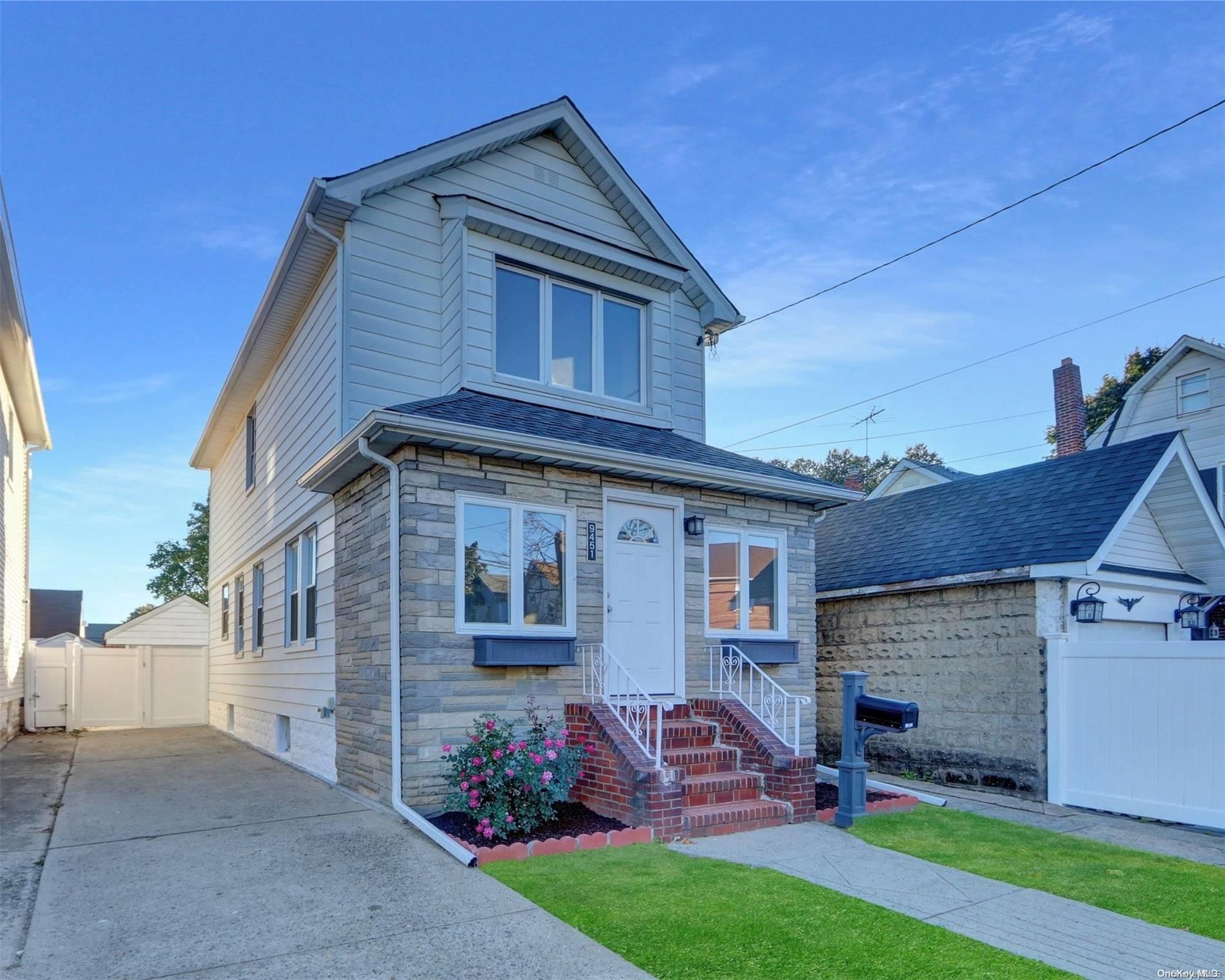 Single Family 226th  Nassau County, NY 11001, MLS-L3588528-2