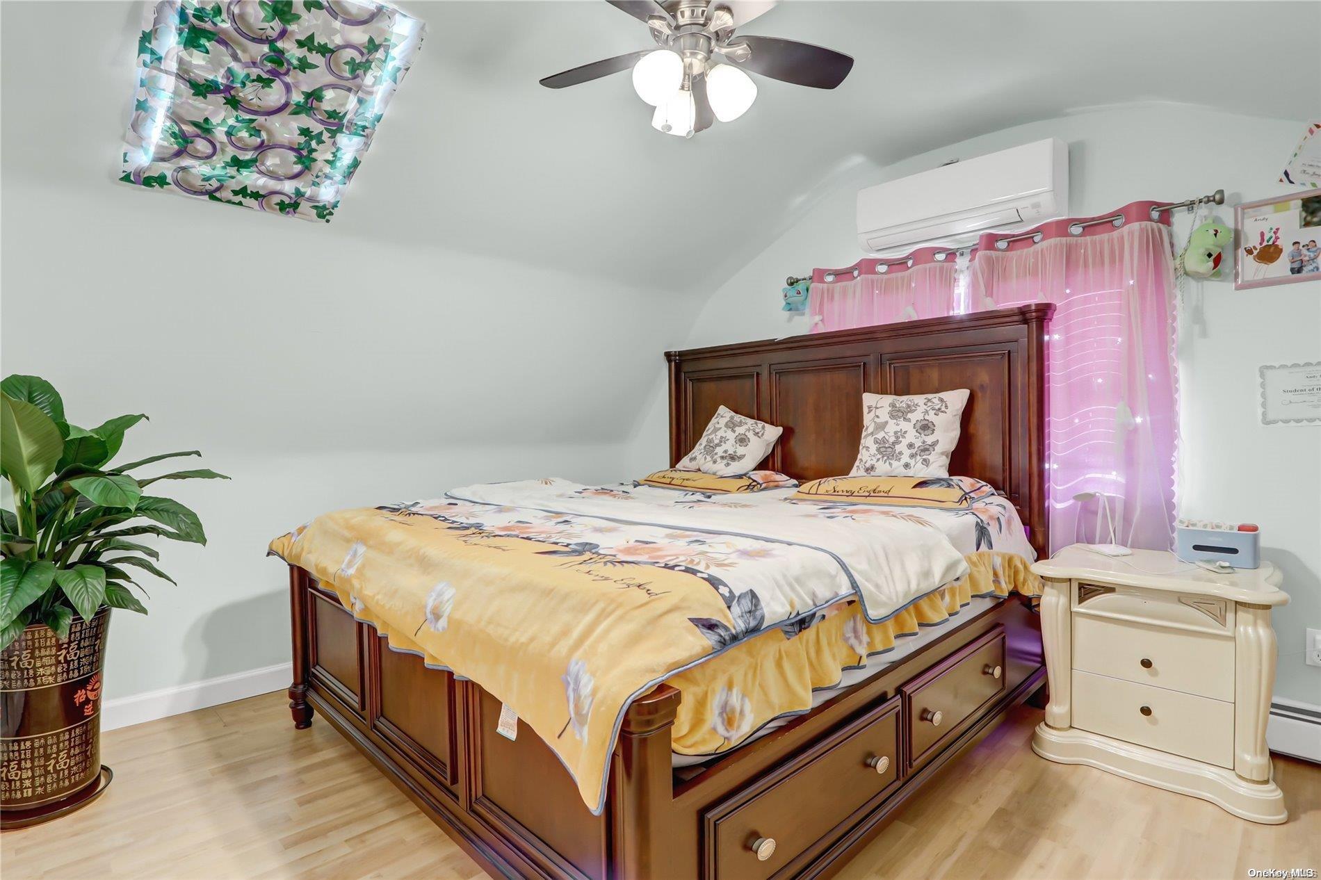 Single Family Corbett  Queens, NY 11361, MLS-L3588590-13