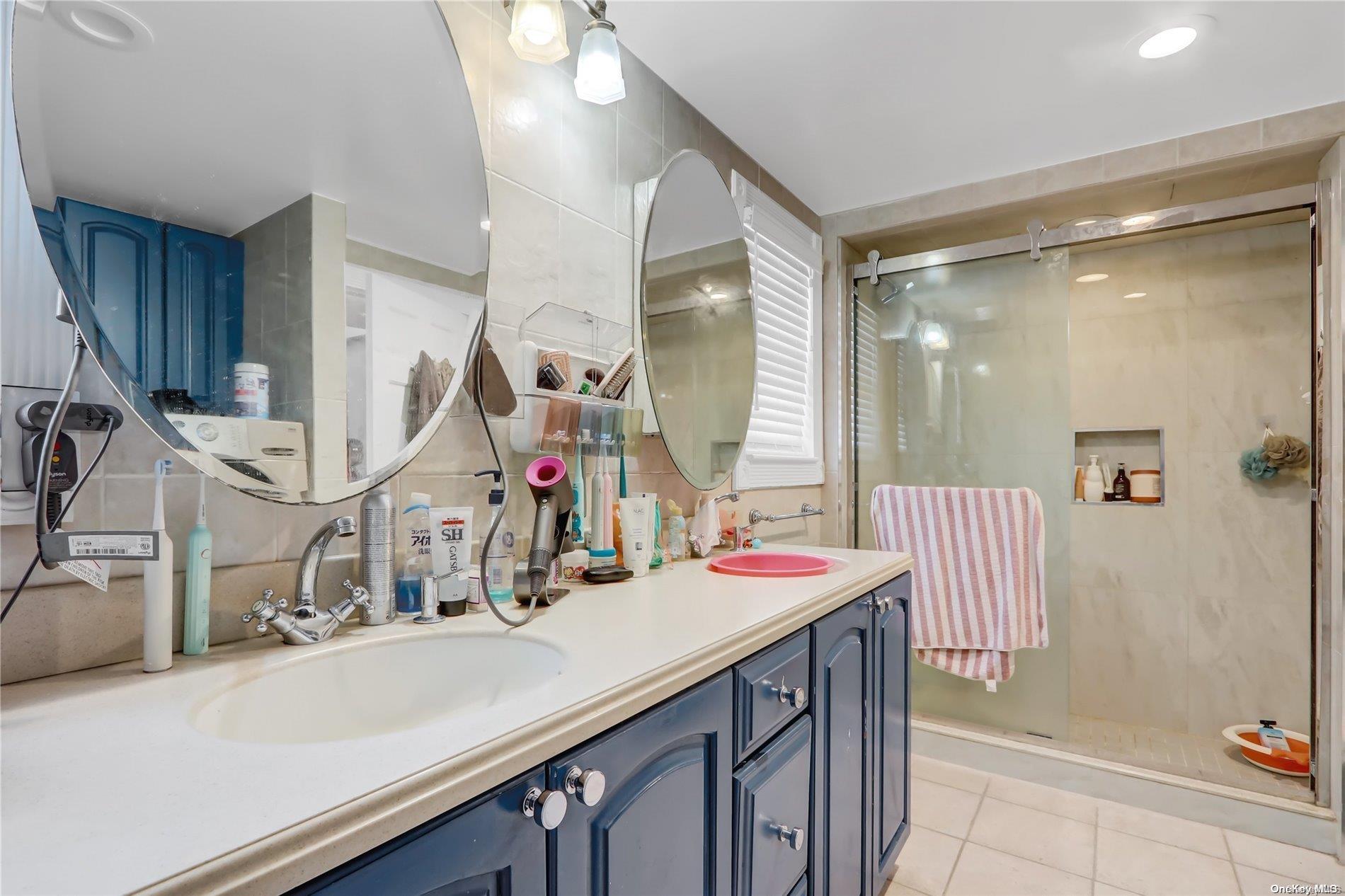 Single Family Corbett  Queens, NY 11361, MLS-L3588590-16