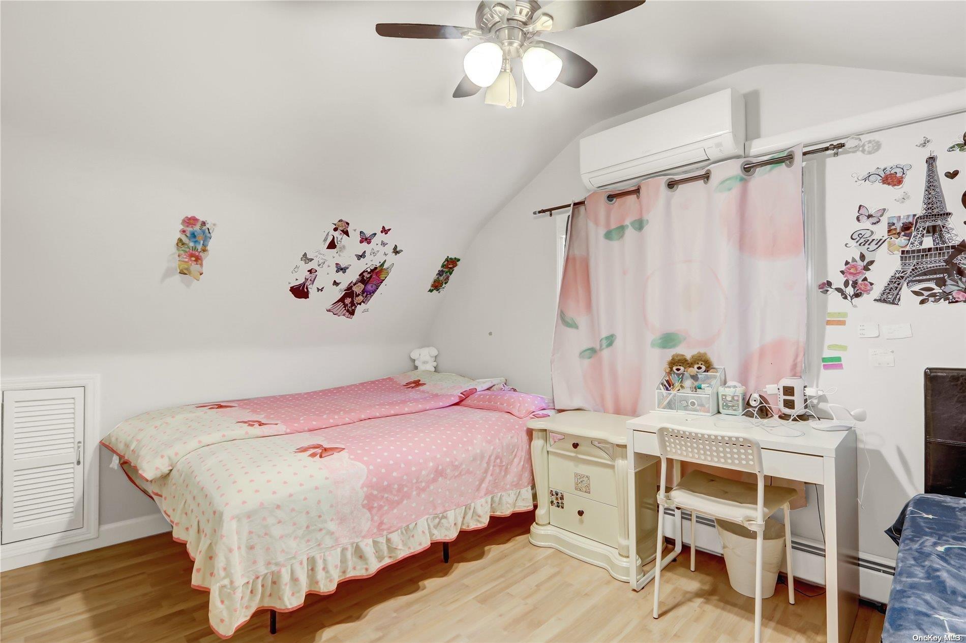 Single Family Corbett  Queens, NY 11361, MLS-L3588590-17