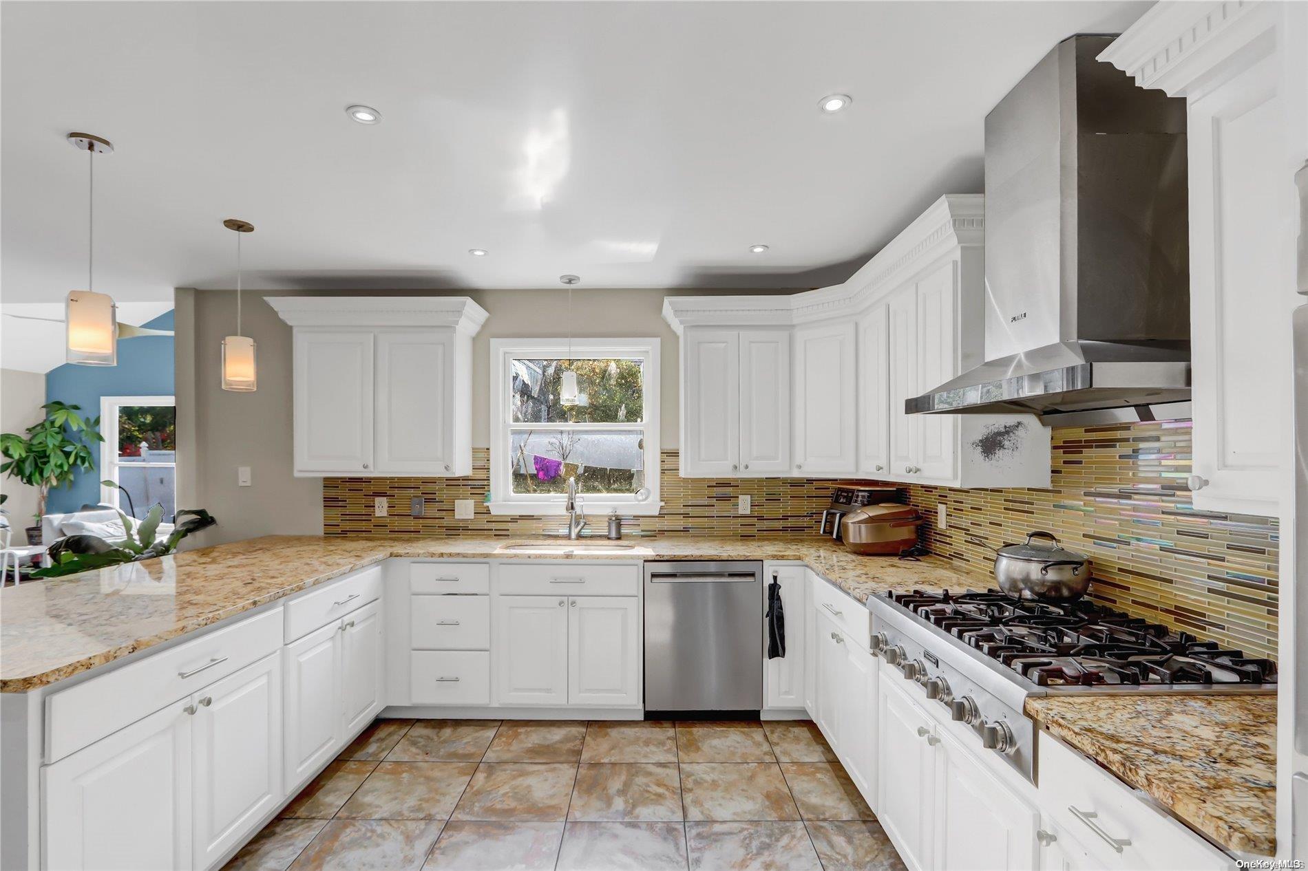 Single Family Corbett  Queens, NY 11361, MLS-L3588590-3