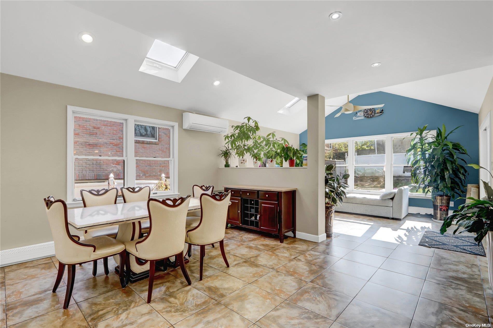 Single Family Corbett  Queens, NY 11361, MLS-L3588590-6