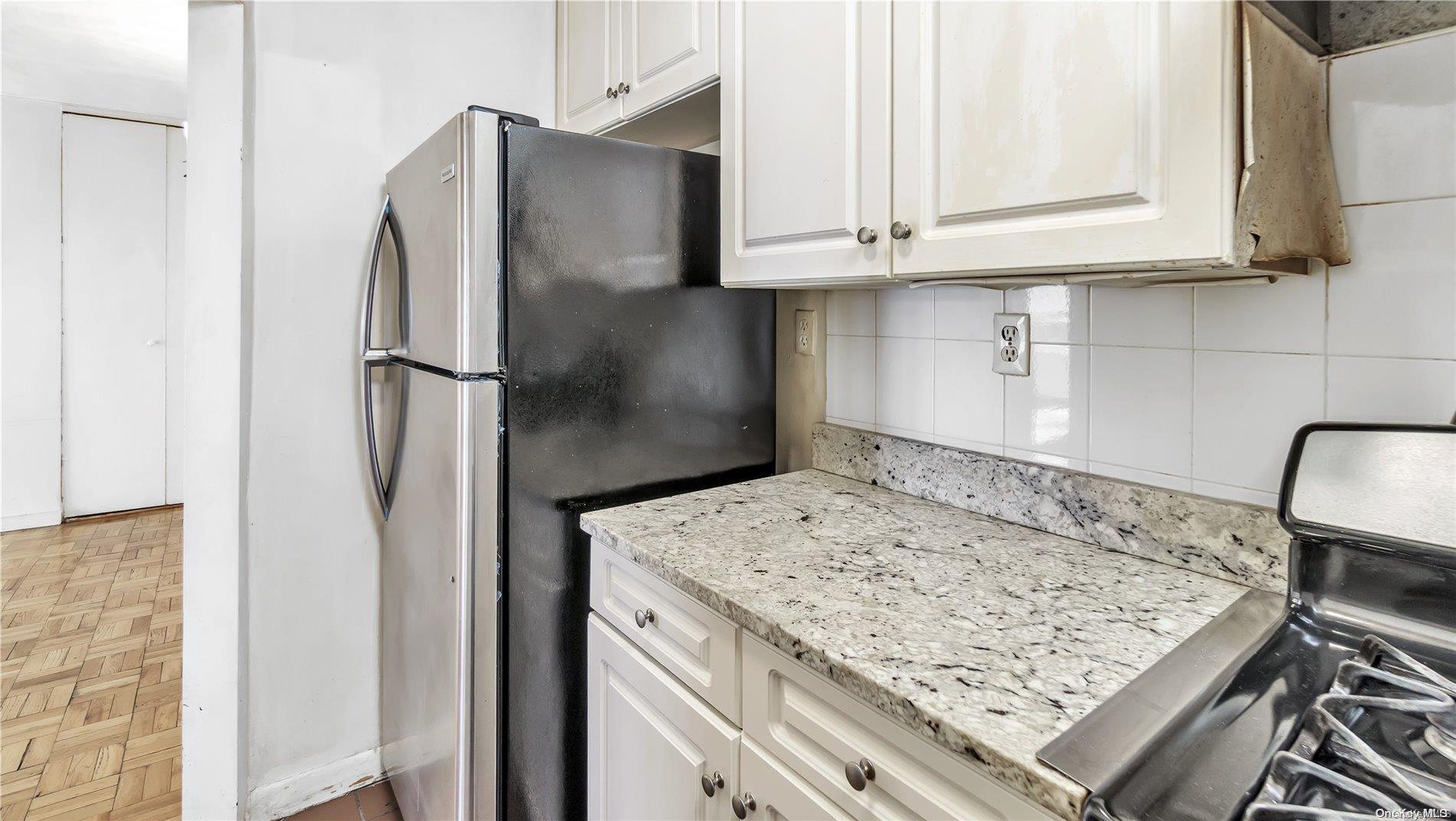 Coop Johnson  Bronx, NY 10463, MLS-L3588750-12