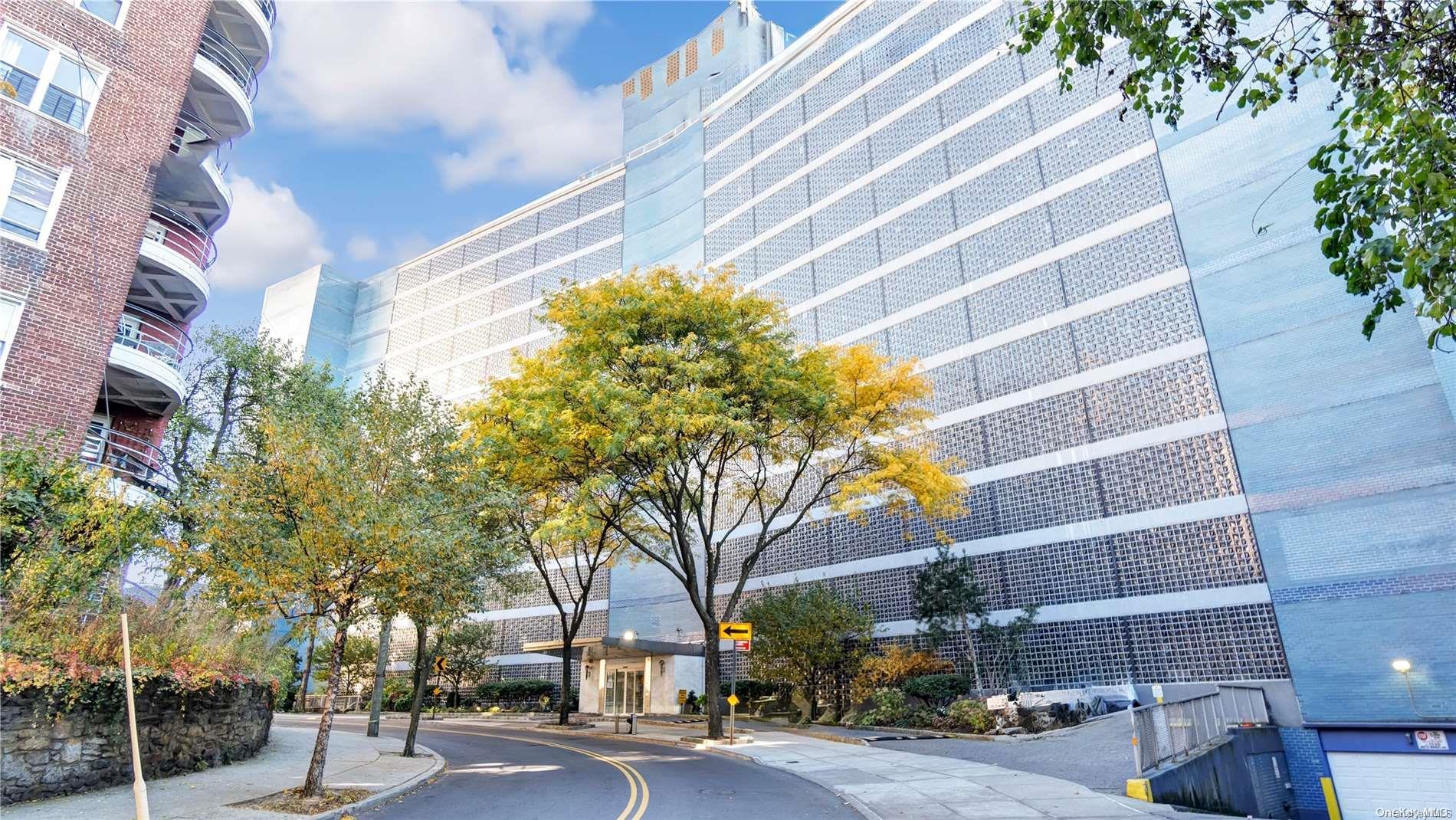 Coop Johnson  Bronx, NY 10463, MLS-L3588750-23