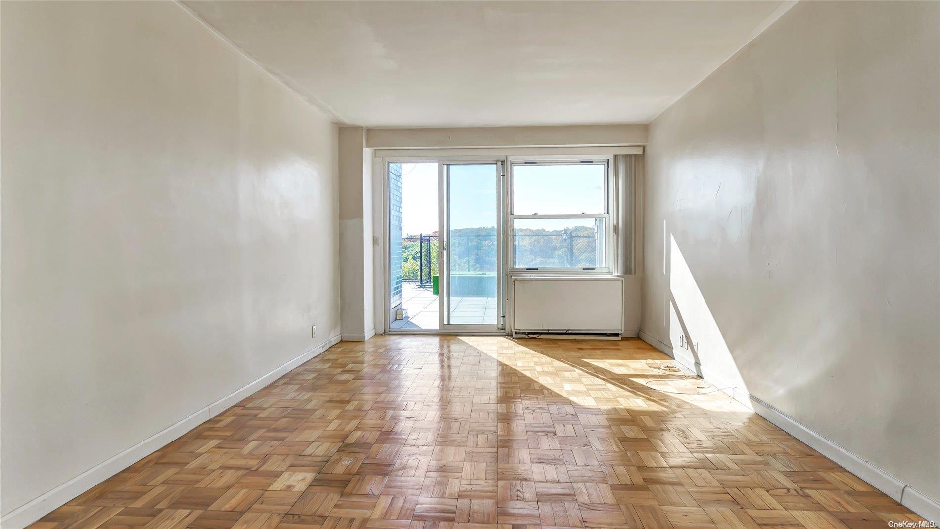 Coop Johnson  Bronx, NY 10463, MLS-L3588750-3