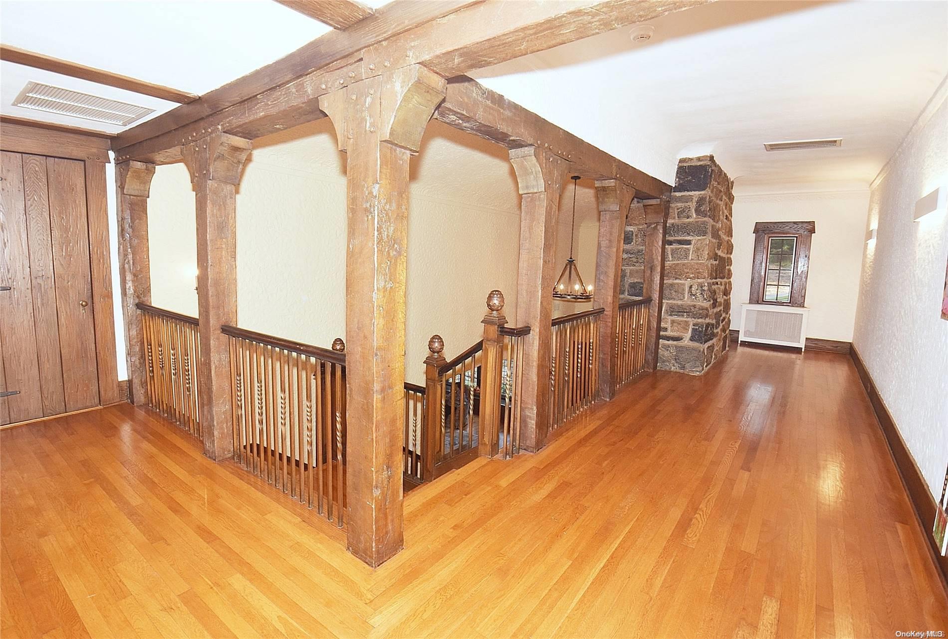 Single Family Manhasset Woods Nassau County, NY 11030, MLS-L3588900-20