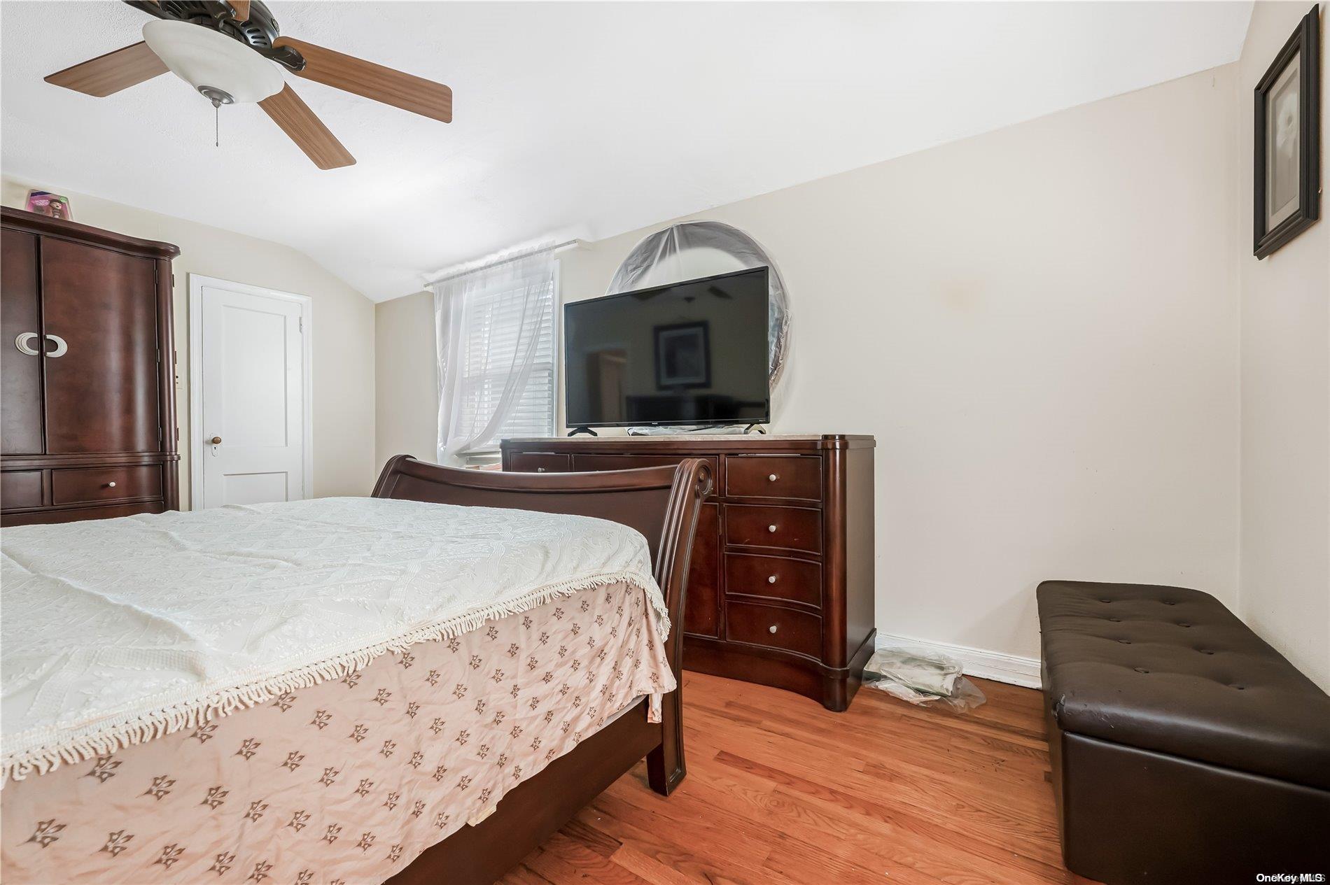Single Family 228th  Queens, NY 11411, MLS-L3588924-15