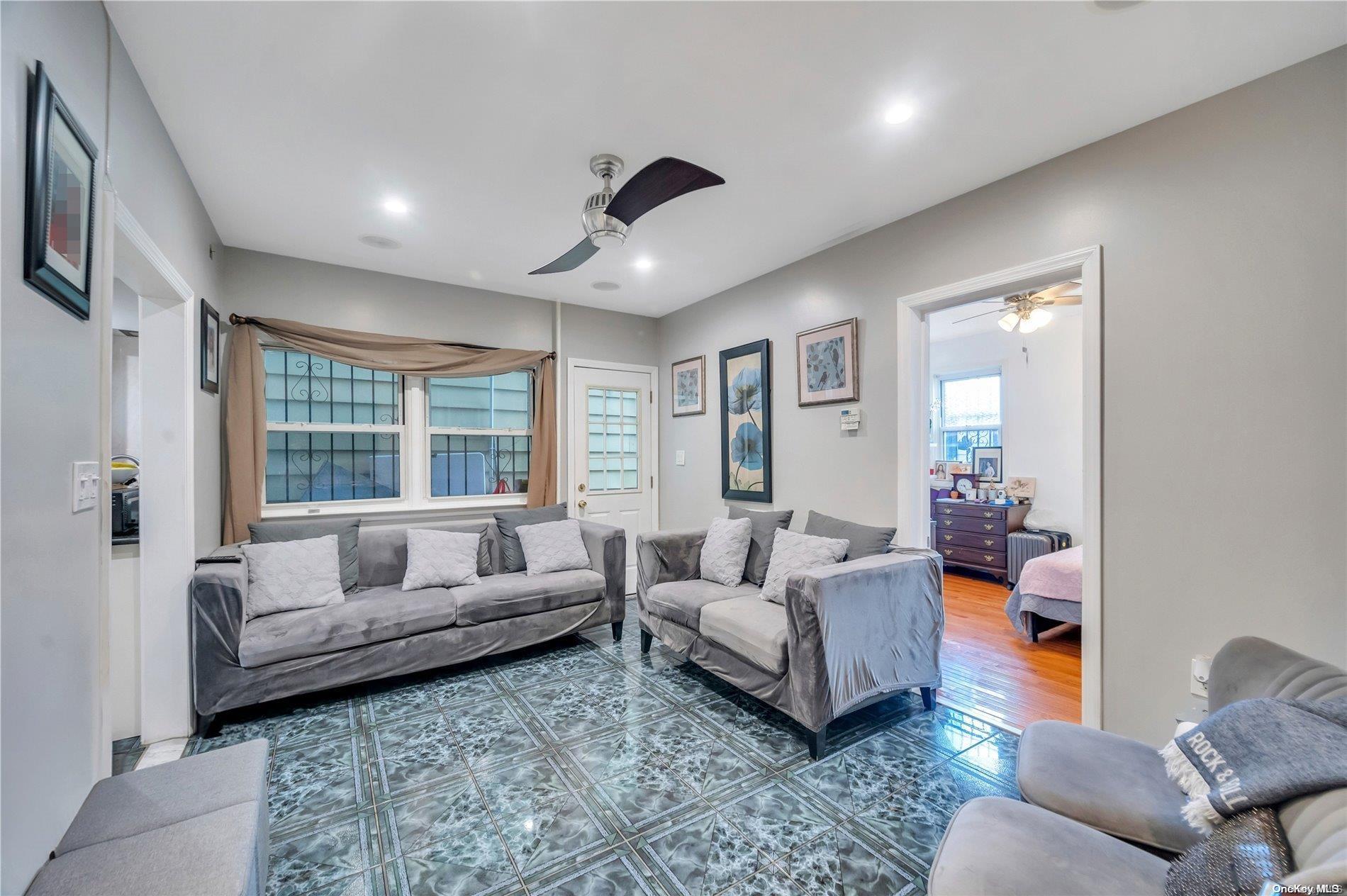 Single Family Liberty  Queens, NY 11417, MLS-L3589115-5