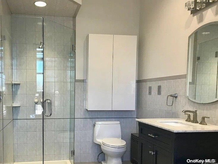 Single Family 37th  Queens, NY 11103, MLS-L3589184-11