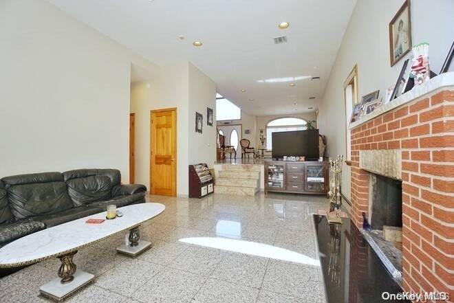 Single Family Strickland  Brooklyn, NY 11234, MLS-L3589205-10
