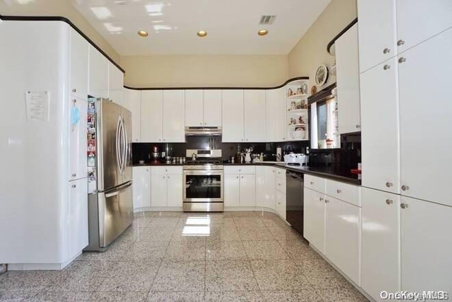 Single Family Strickland  Brooklyn, NY 11234, MLS-L3589205-8