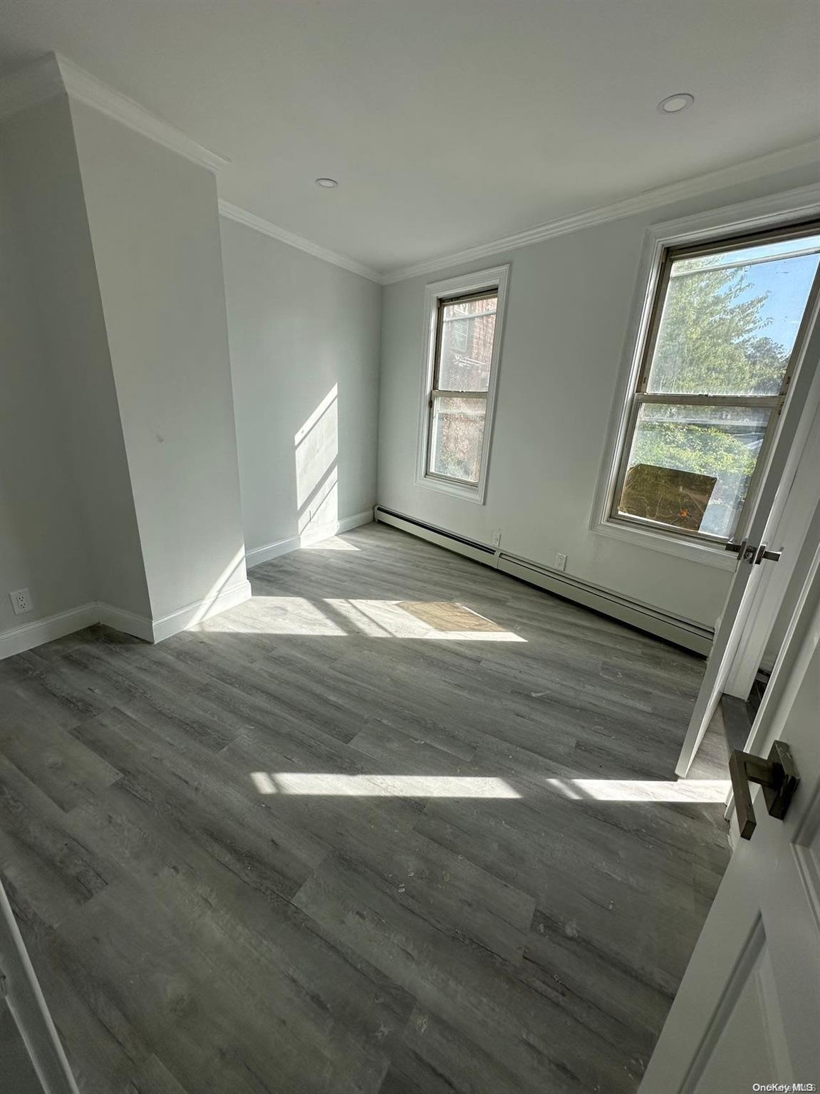 Single Family 72nd  Queens, NY 11377, MLS-L3589212-3