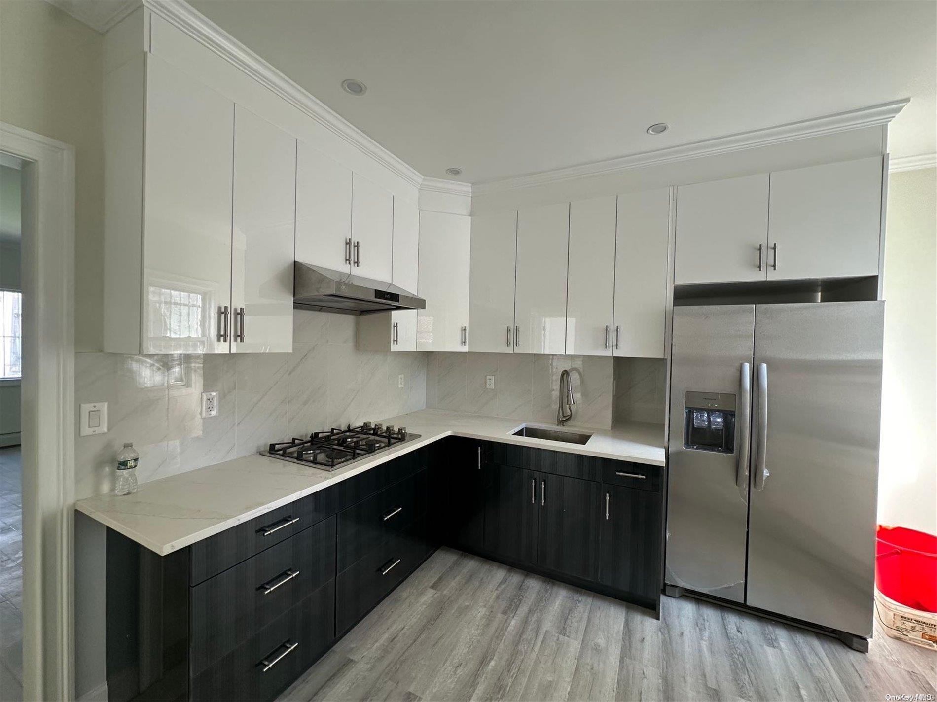 Single Family 72nd  Queens, NY 11377, MLS-L3589212-7