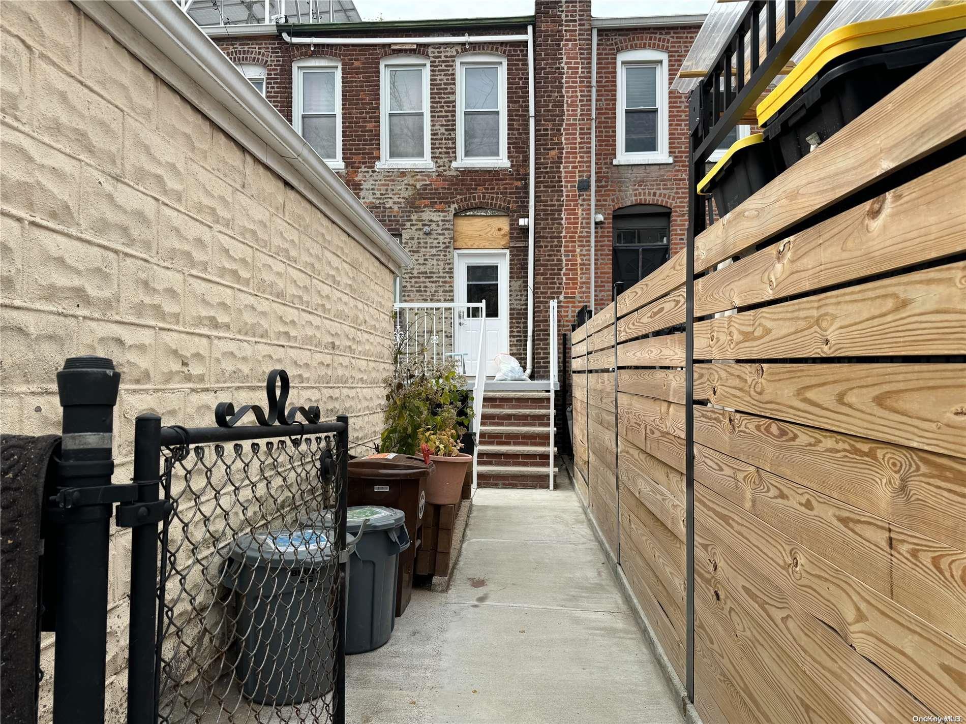 Single Family 29th  Brooklyn, NY 11226, MLS-L3589416-14