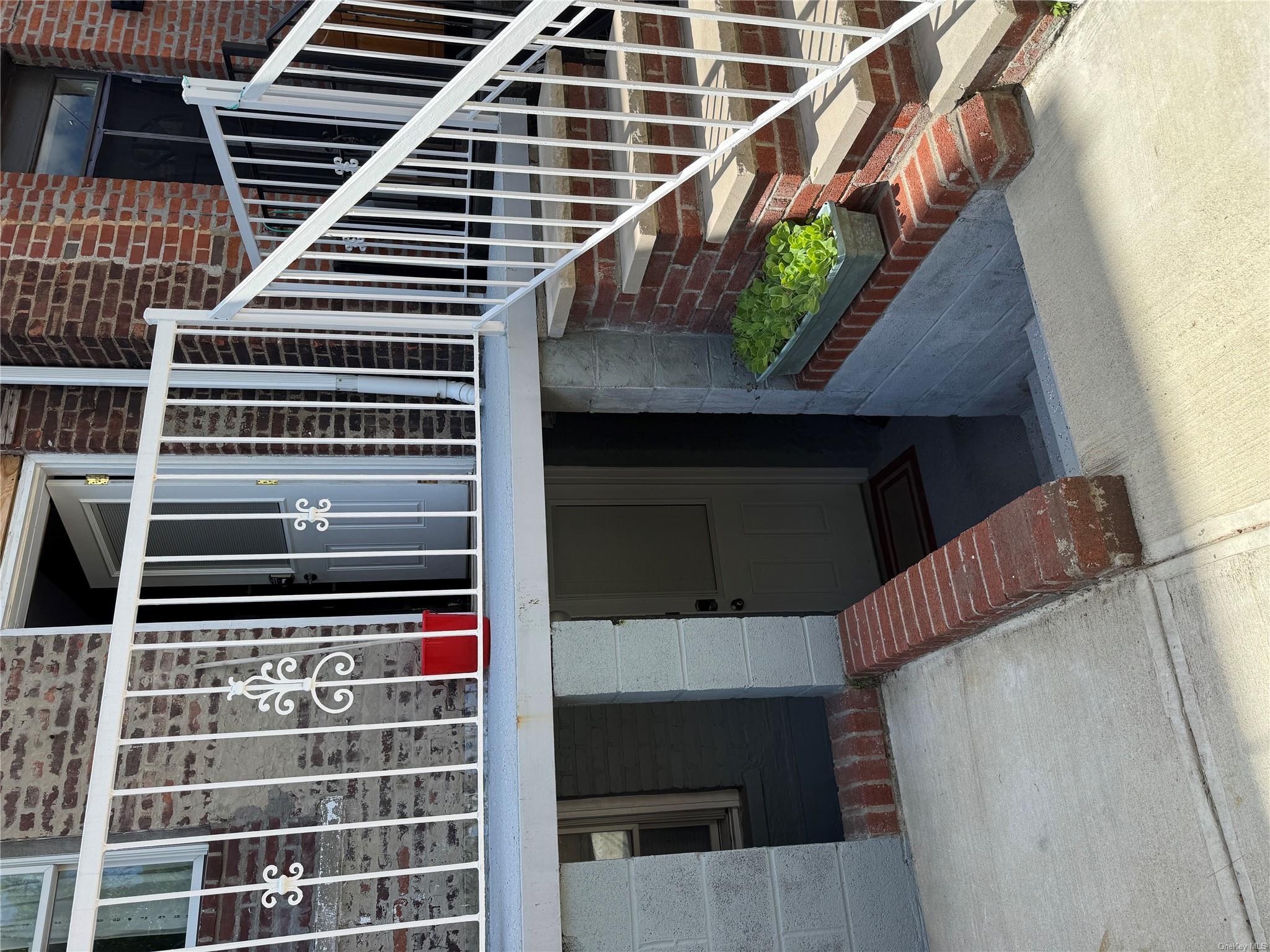 Single Family 29th  Brooklyn, NY 11226, MLS-L3589416-18