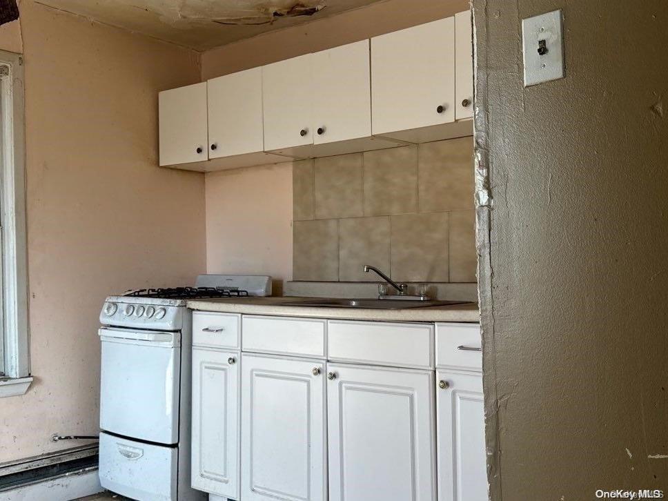 Single Family Cedar  Nassau County, NY 11096, MLS-L3589529-12