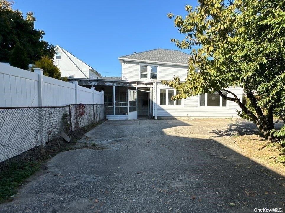 Single Family Cedar  Nassau County, NY 11096, MLS-L3589529-3