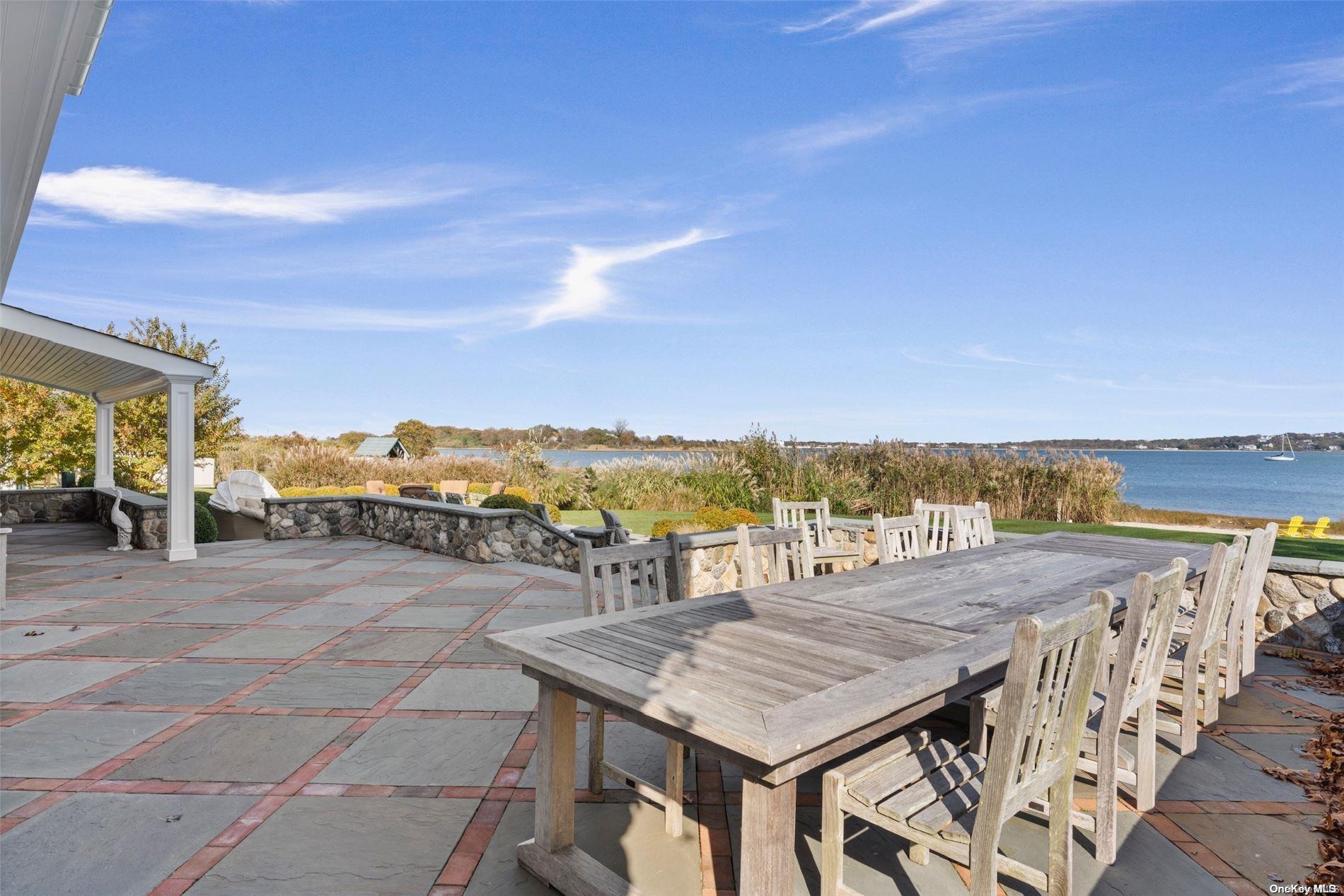 Single Family Lake  Suffolk County, NY 11954, MLS-L3589585-25