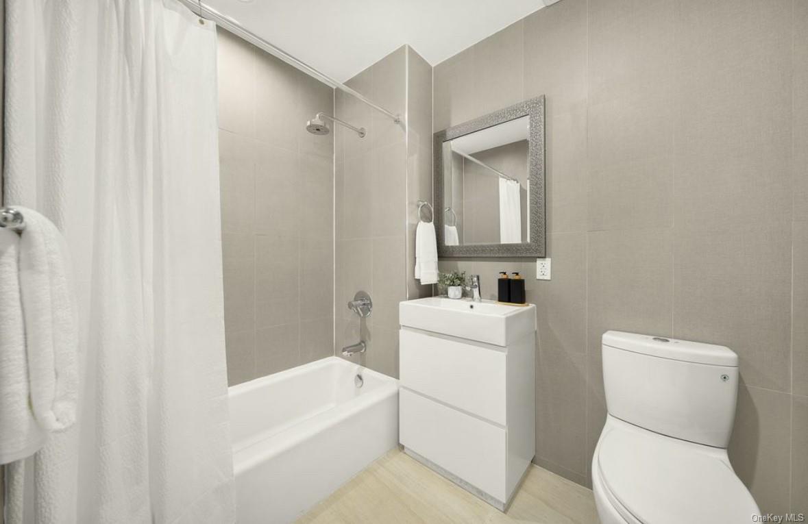 Condo 110th Street  Queens, NY 11356, MLS-L3589648-7