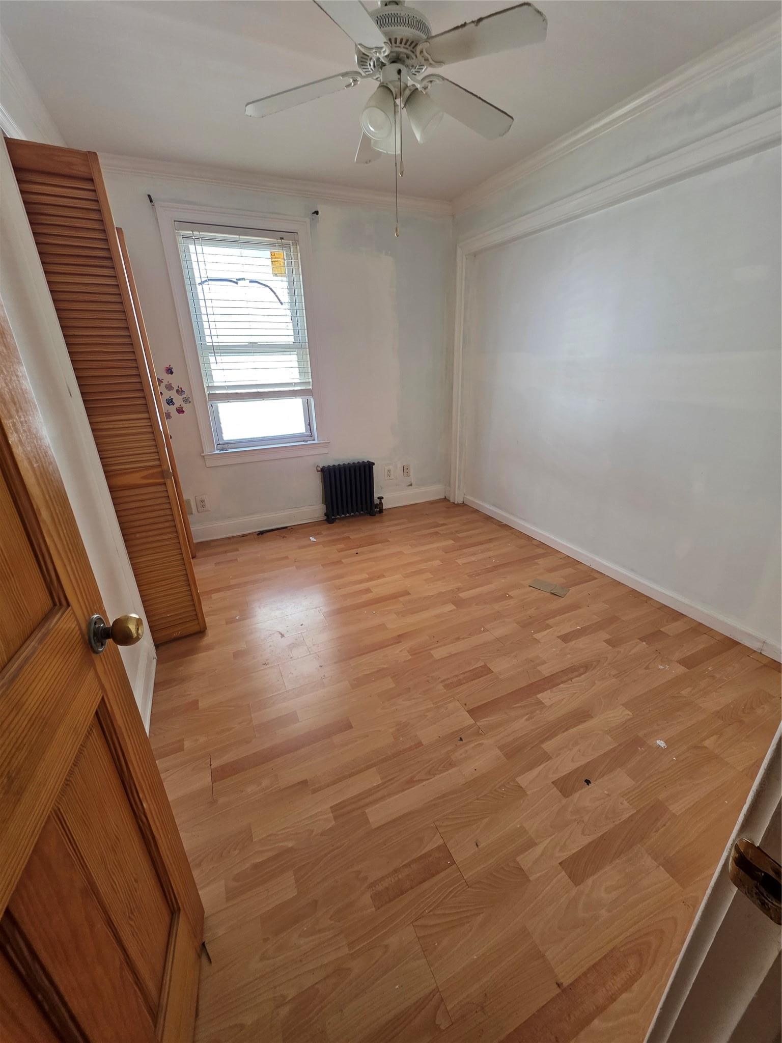 Single Family 40th  Queens, NY 11368, MLS-L3589865-3