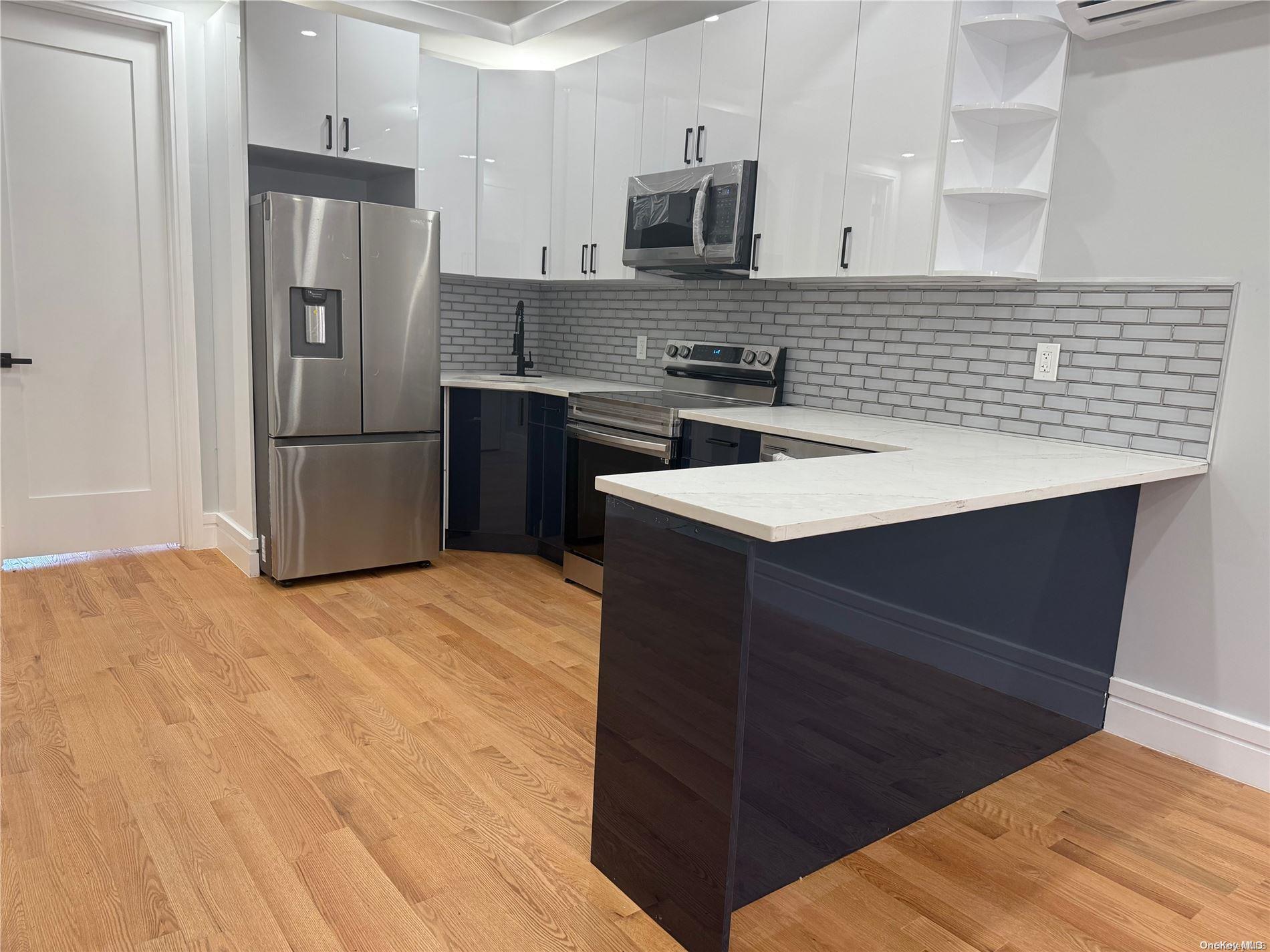 Apartment Weirfield  Brooklyn, NY 11221, MLS-L3589929-2