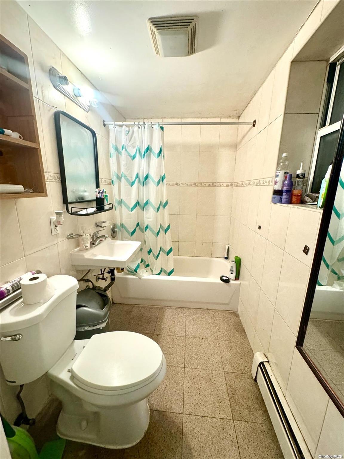 Single Family Junction  Queens, NY 11372, MLS-L3589961-8