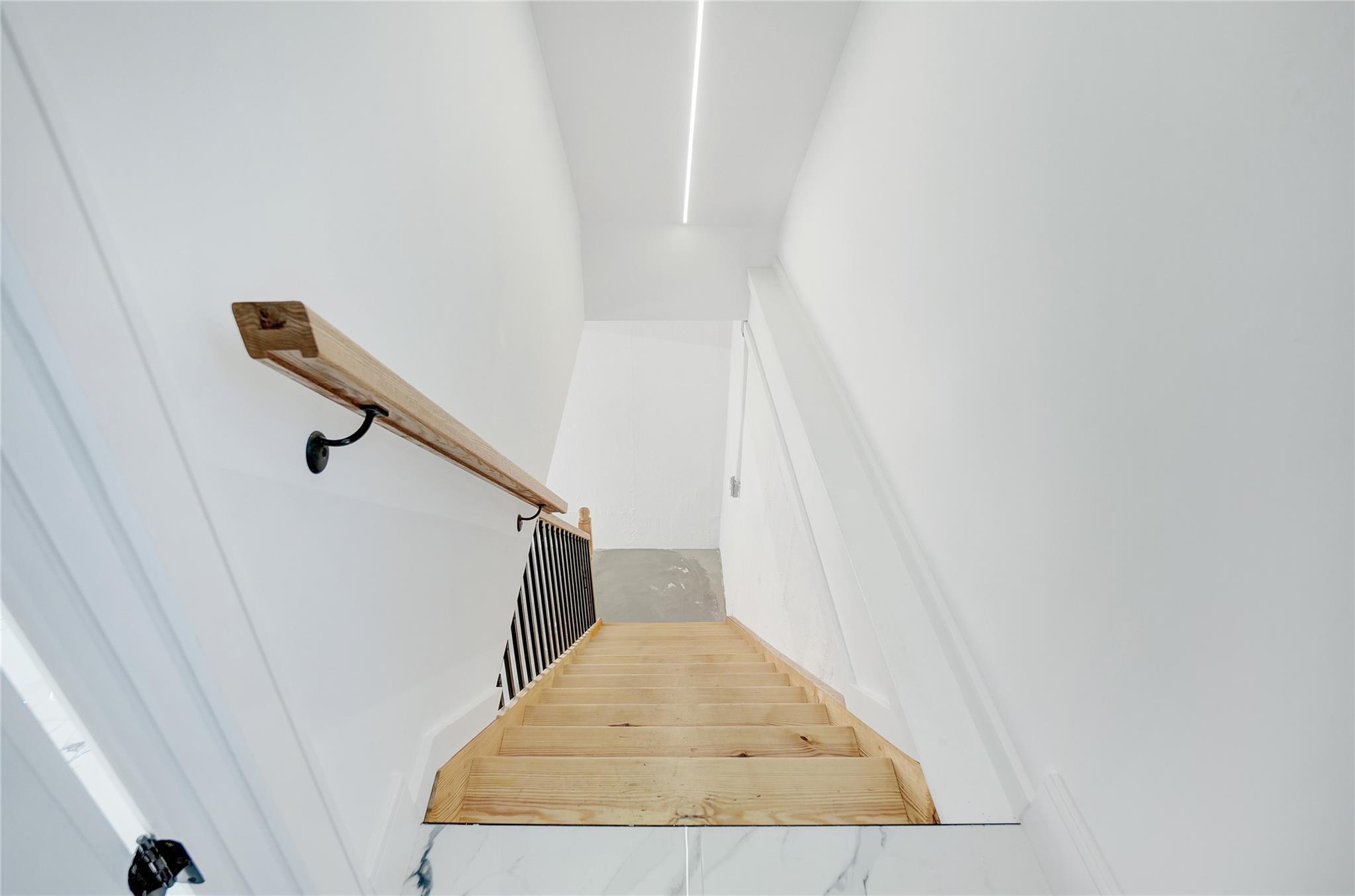 Single Family James  Nassau County, NY 11518, MLS-L3589999-23