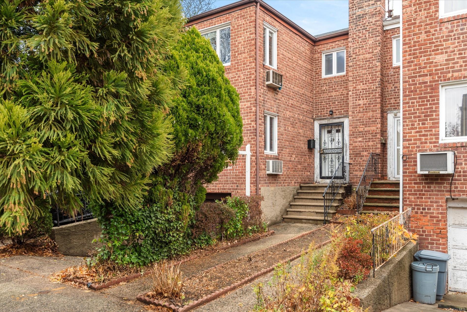 Single Family 74th  Queens, NY 11375, MLS-L3590056-21