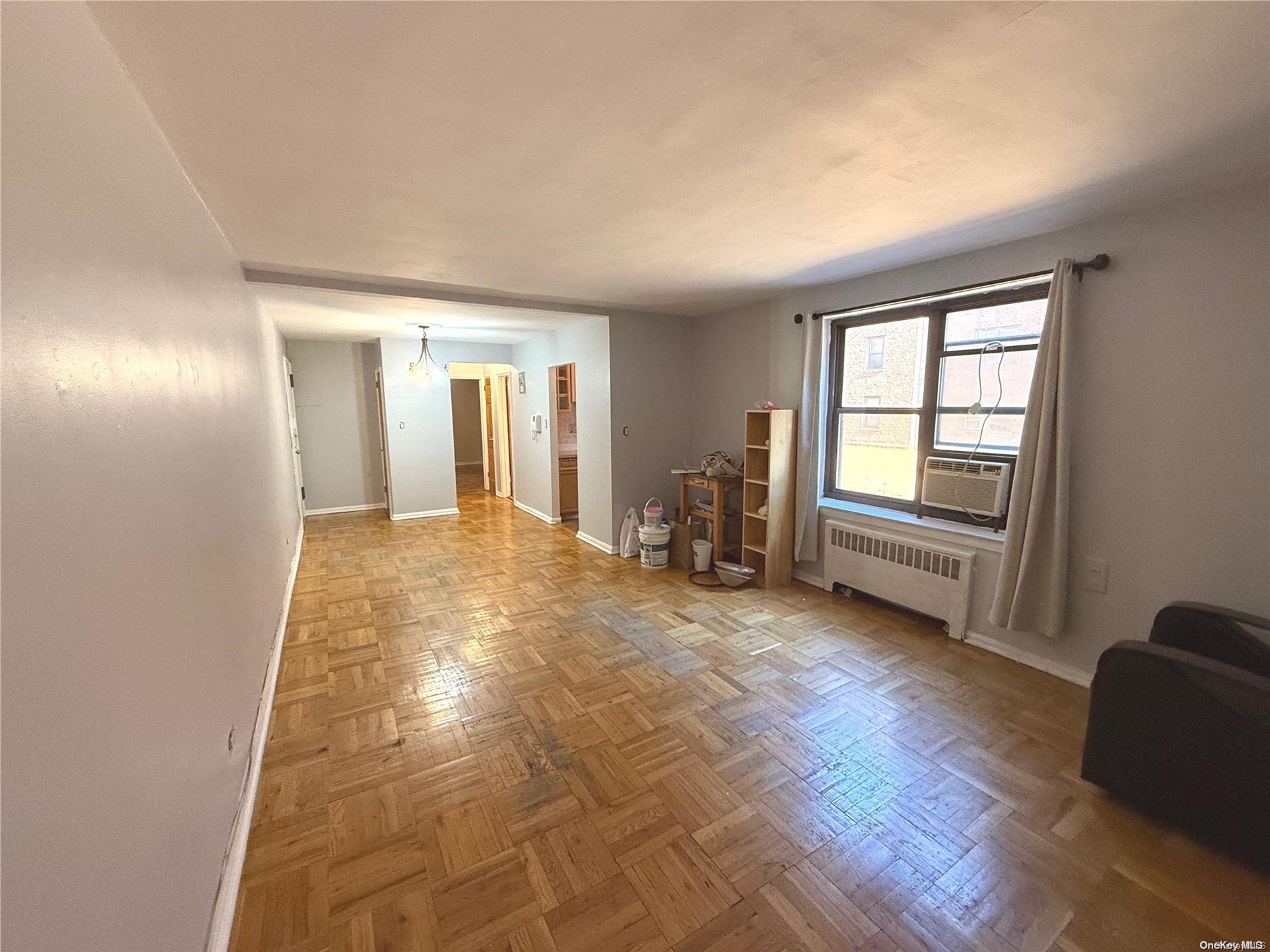 Coop 90  Queens, NY 11369, MLS-L3590057-3