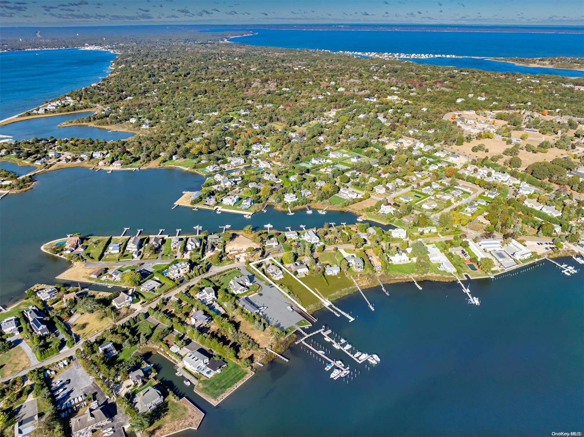 Single Family Little Neck  Suffolk County, NY 11968, MLS-L3590121-25