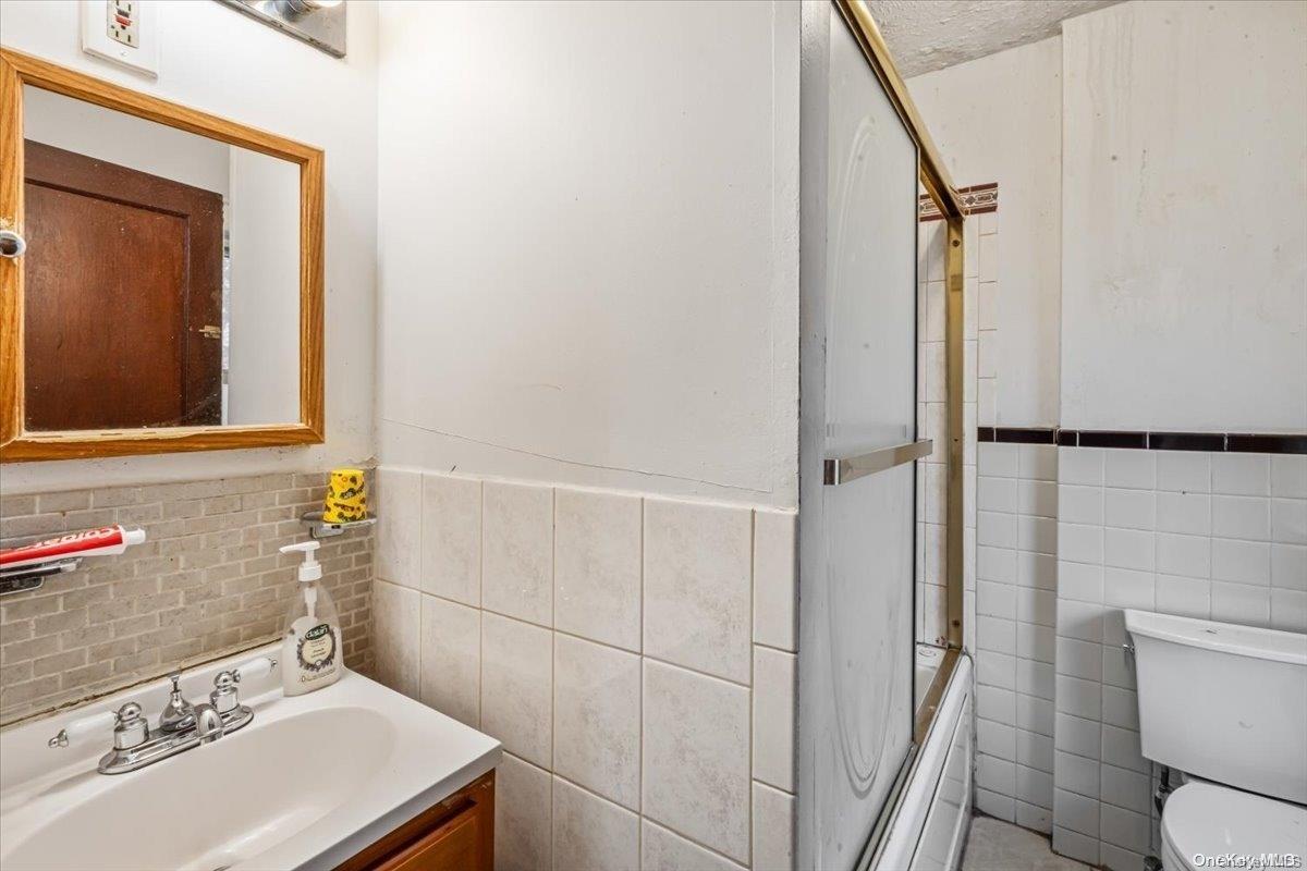 Single Family 223rd  Queens, NY 11429, MLS-L3590136-11