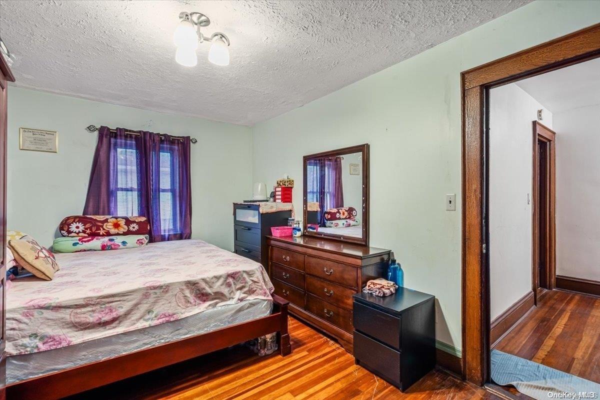Single Family 223rd  Queens, NY 11429, MLS-L3590136-6