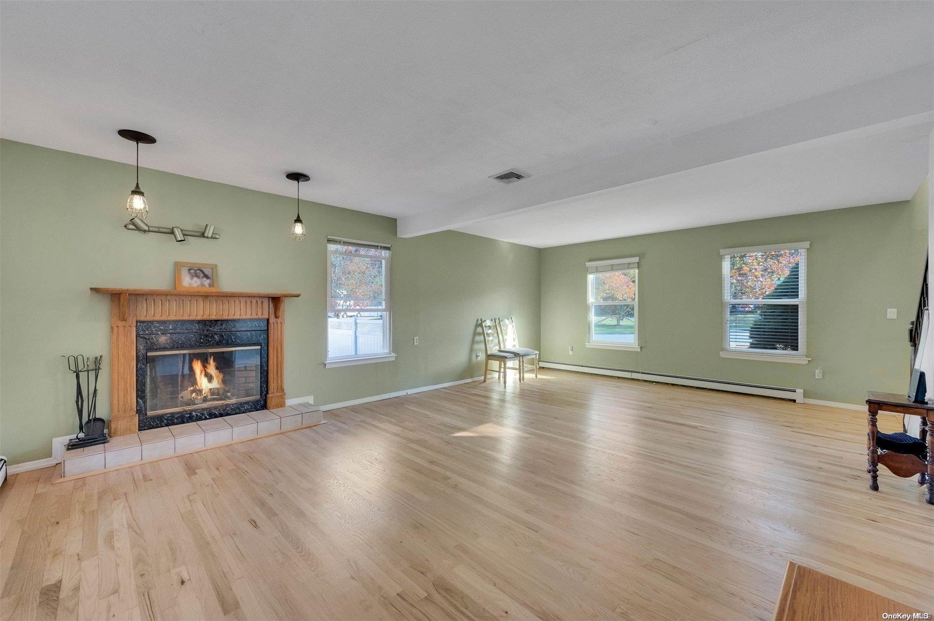 Single Family Washington  Suffolk County, NY 11720, MLS-L3590150-11