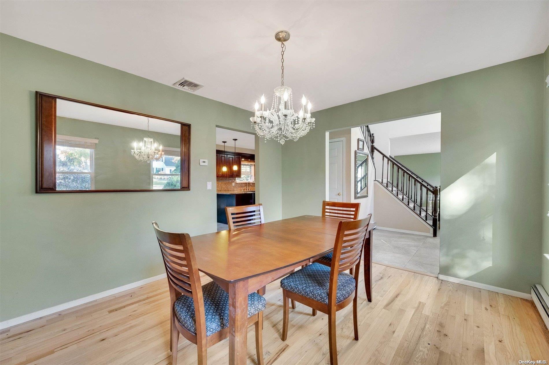 Single Family Washington  Suffolk County, NY 11720, MLS-L3590150-18