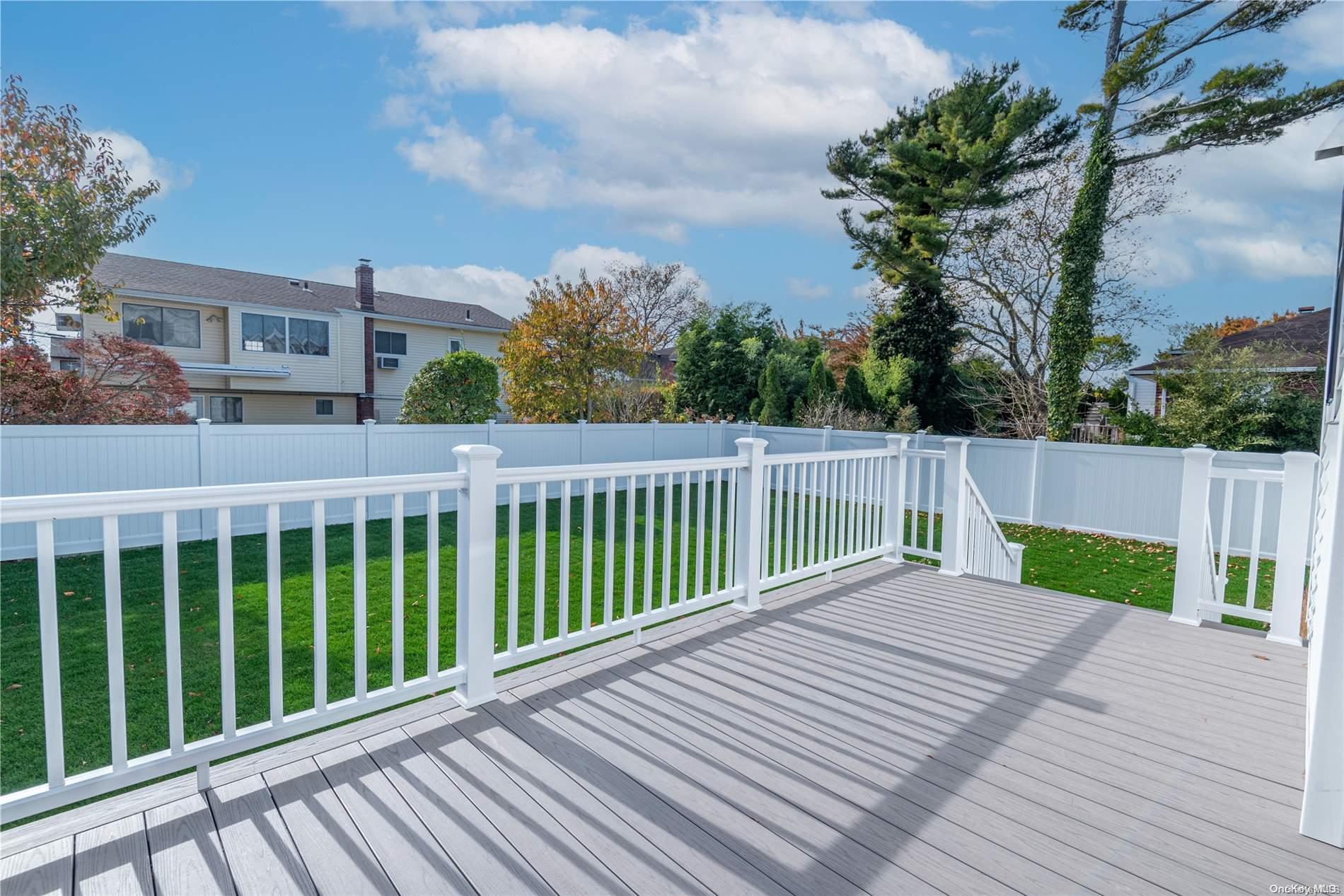 Single Family Leonard  Nassau County, NY 11566, MLS-L3590159-5