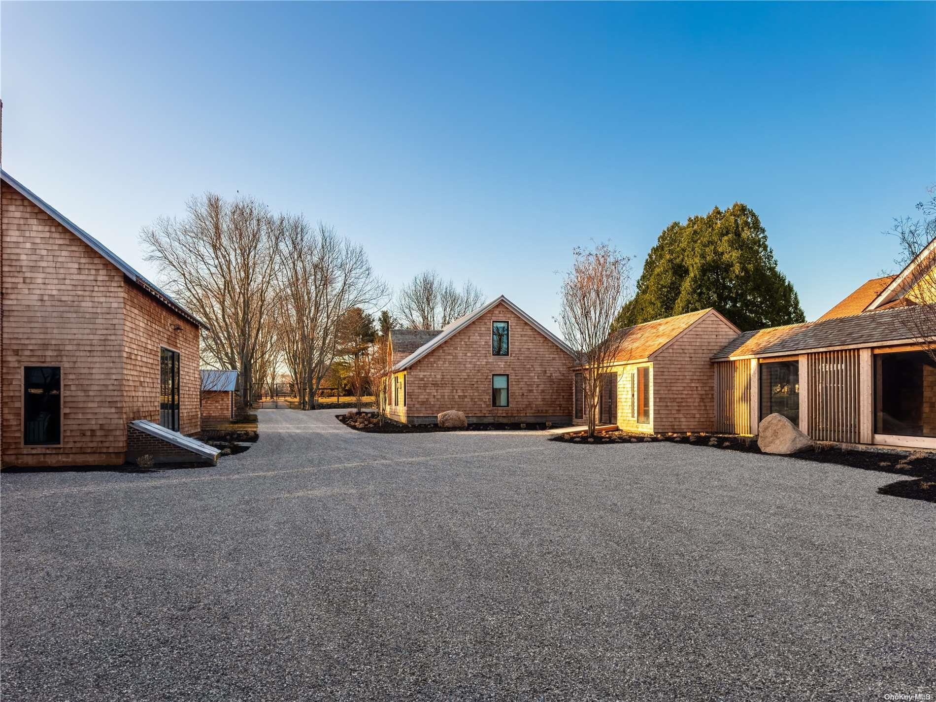 Single Family Indian Neck  Suffolk County, NY 11958, MLS-L3590171-8