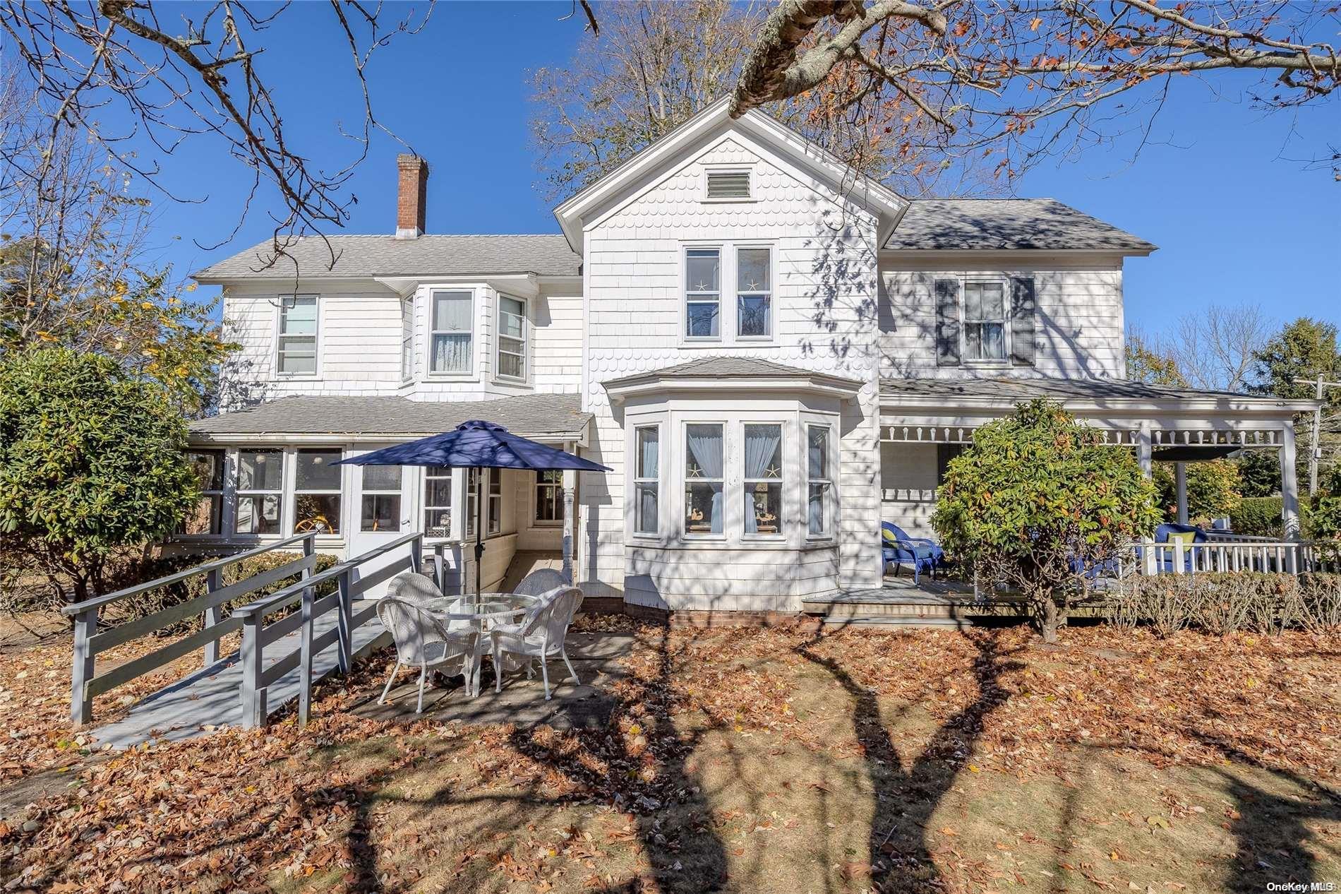 Single Family Boisseau  Suffolk County, NY 11971, MLS-L3590177-28