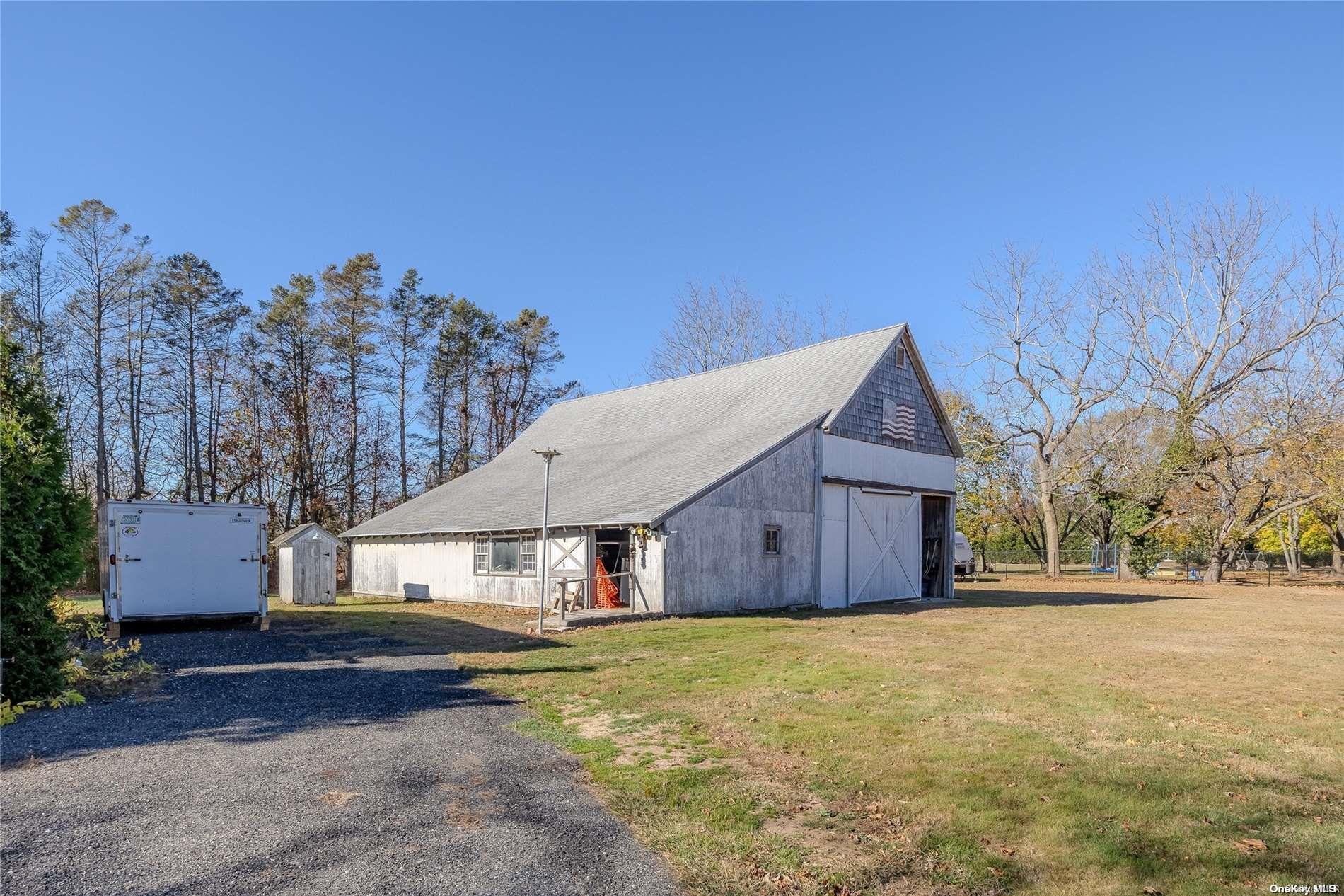Single Family Boisseau  Suffolk County, NY 11971, MLS-L3590177-33