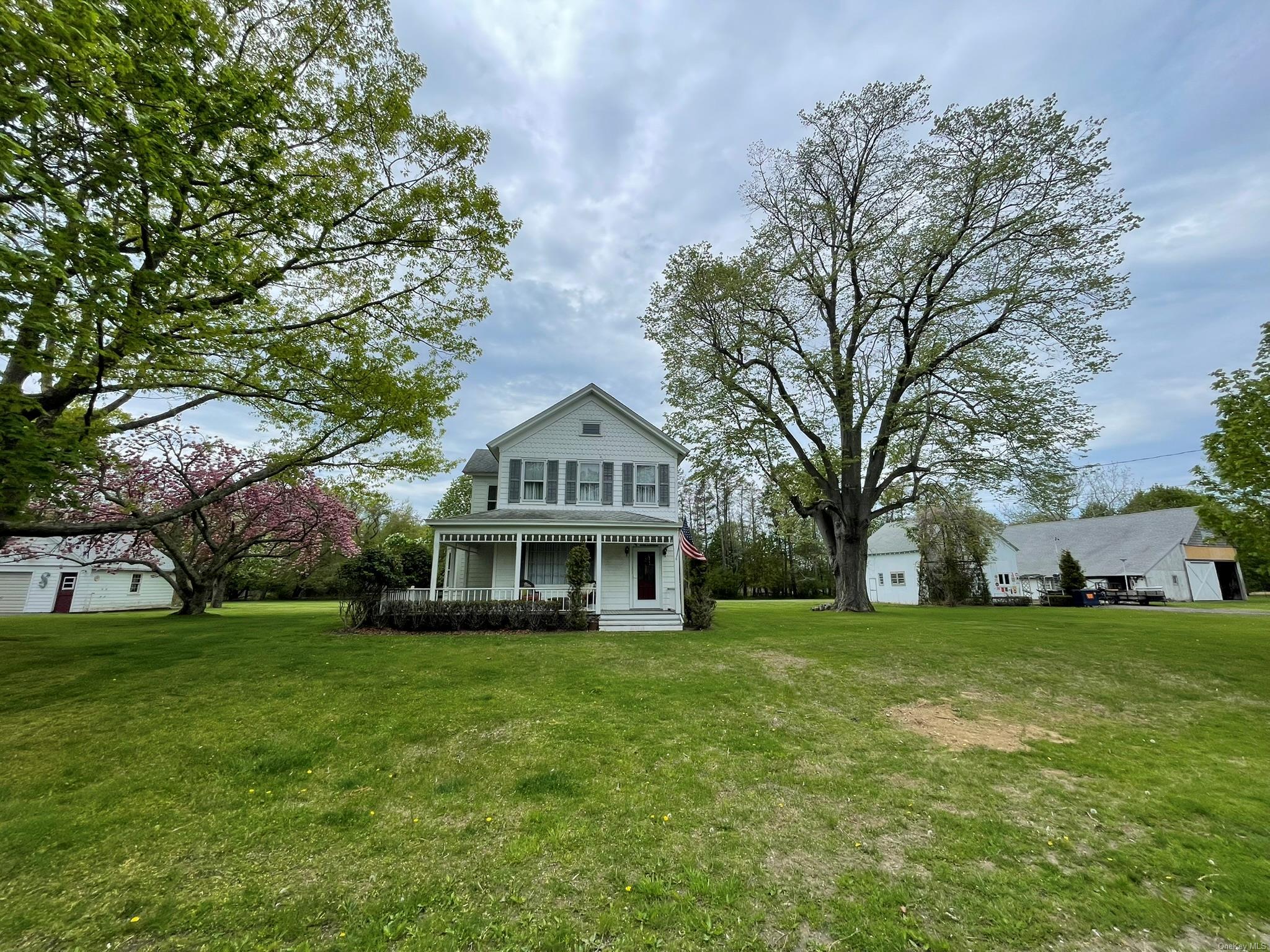 Single Family Boisseau  Suffolk County, NY 11971, MLS-L3590177-39