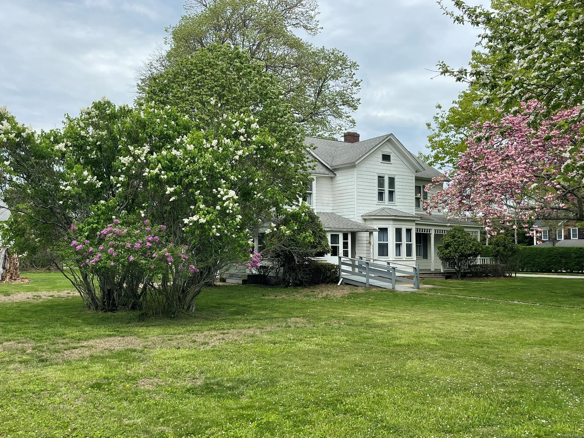 Single Family Boisseau  Suffolk County, NY 11971, MLS-L3590177-45