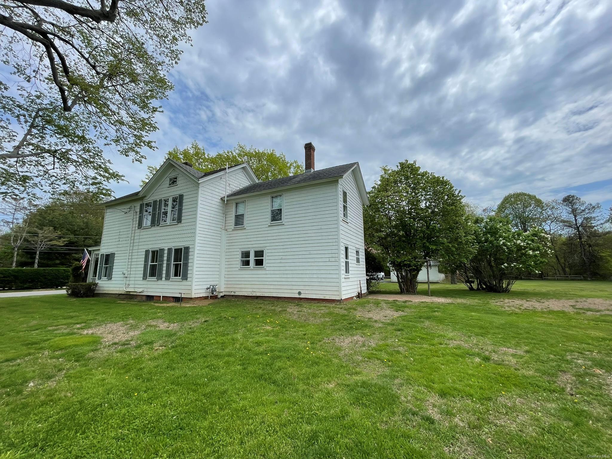 Single Family Boisseau  Suffolk County, NY 11971, MLS-L3590177-47